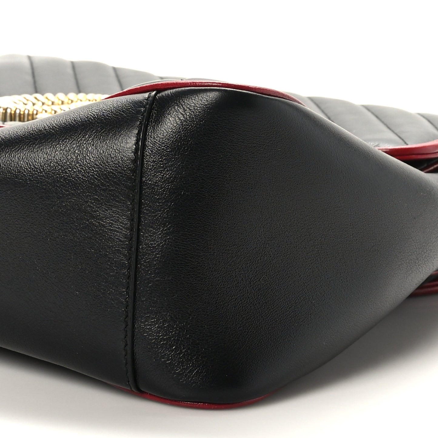 Vintage Effect Calfskin Matelasse Diagonal Medium Torchon GG Marmont Top Handle Shoulder Bag Black Romantic Cherry
