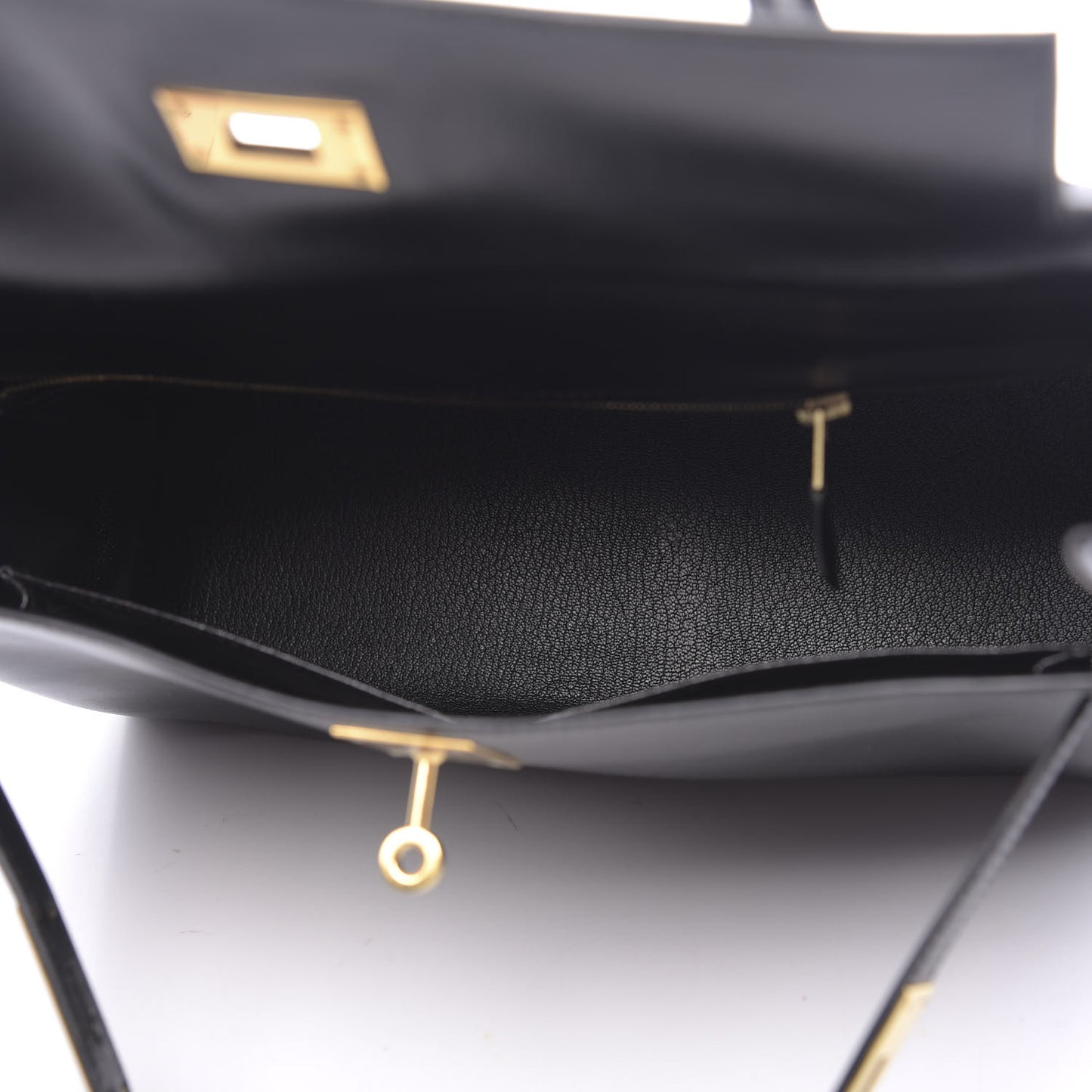 Box Kelly Retourne 32 Black