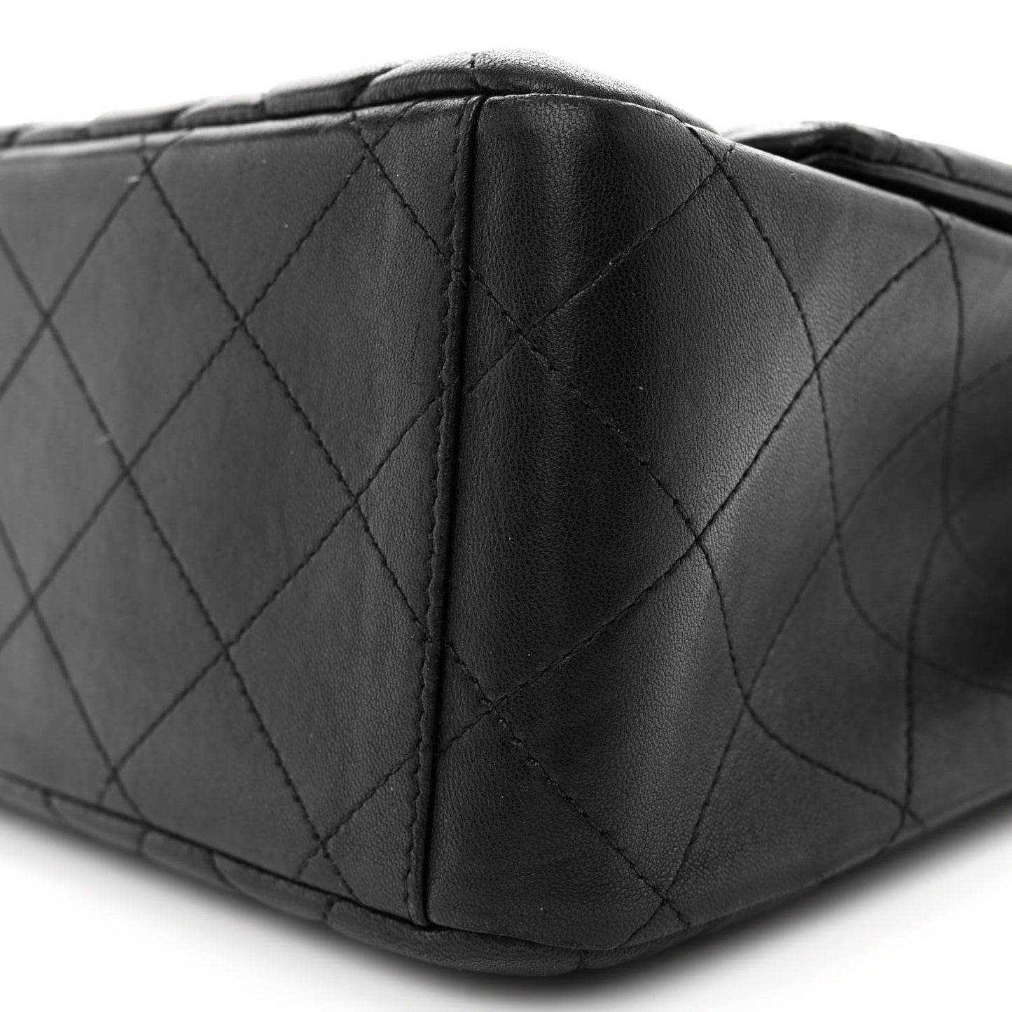 Lambskin Quilted Maxi Single Flap Black