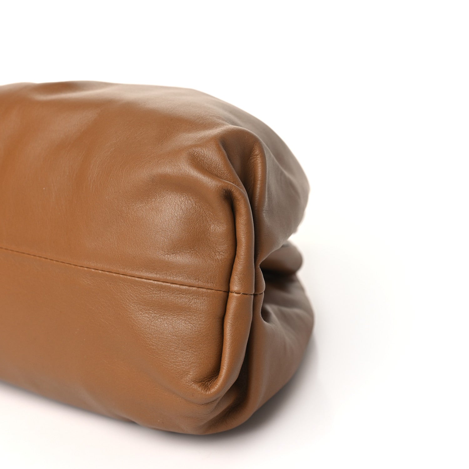 Bottega Veneta Smooth Butter Calf The Pouch Oversized Clutch Cammello 10 of 10