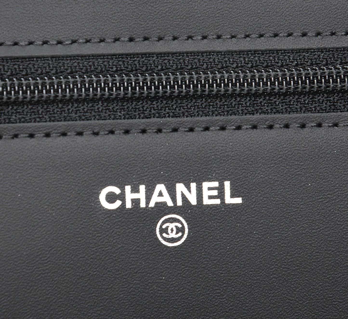 Caviar Timeless CC Wallet On Chain WOC Black