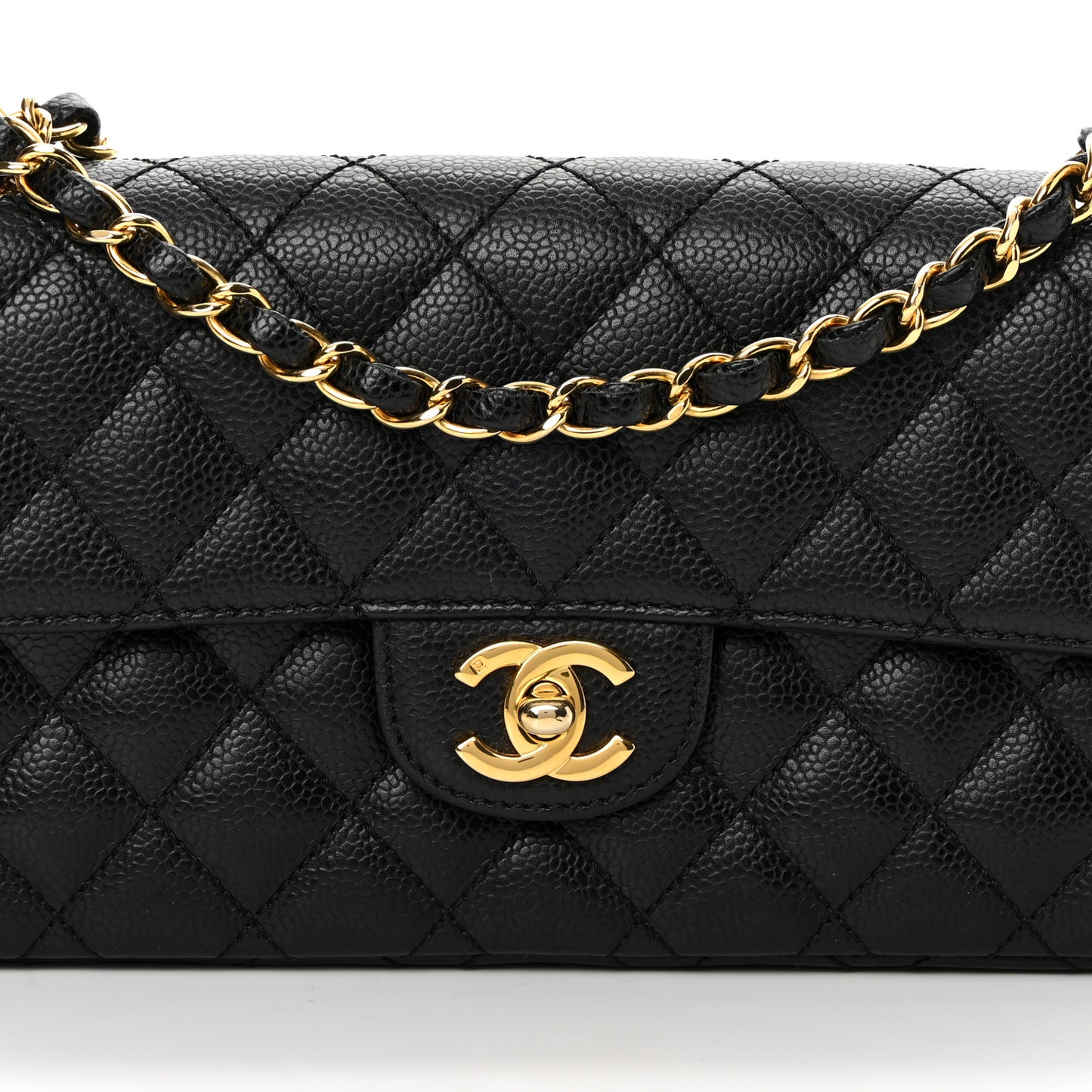 Caviar Quilted East West Flap Black