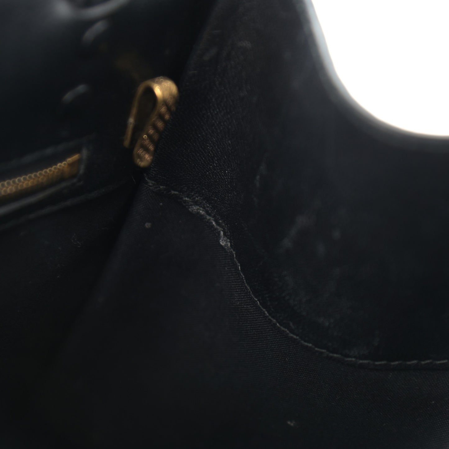 Calfskin Crocodile Embossed Medium Sharp Tote Black