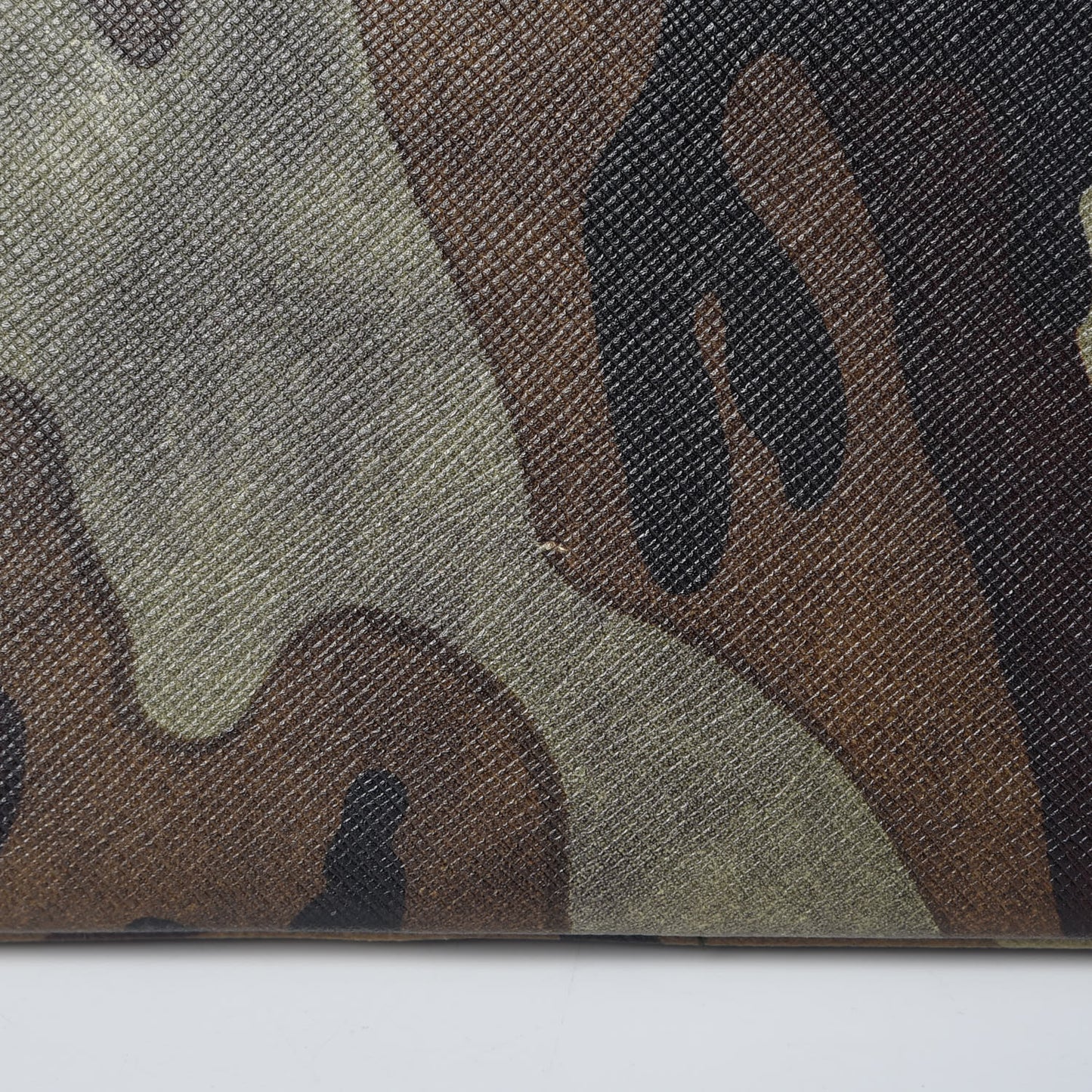 Saffiano Soft Camouflage Military Tote Mimetico