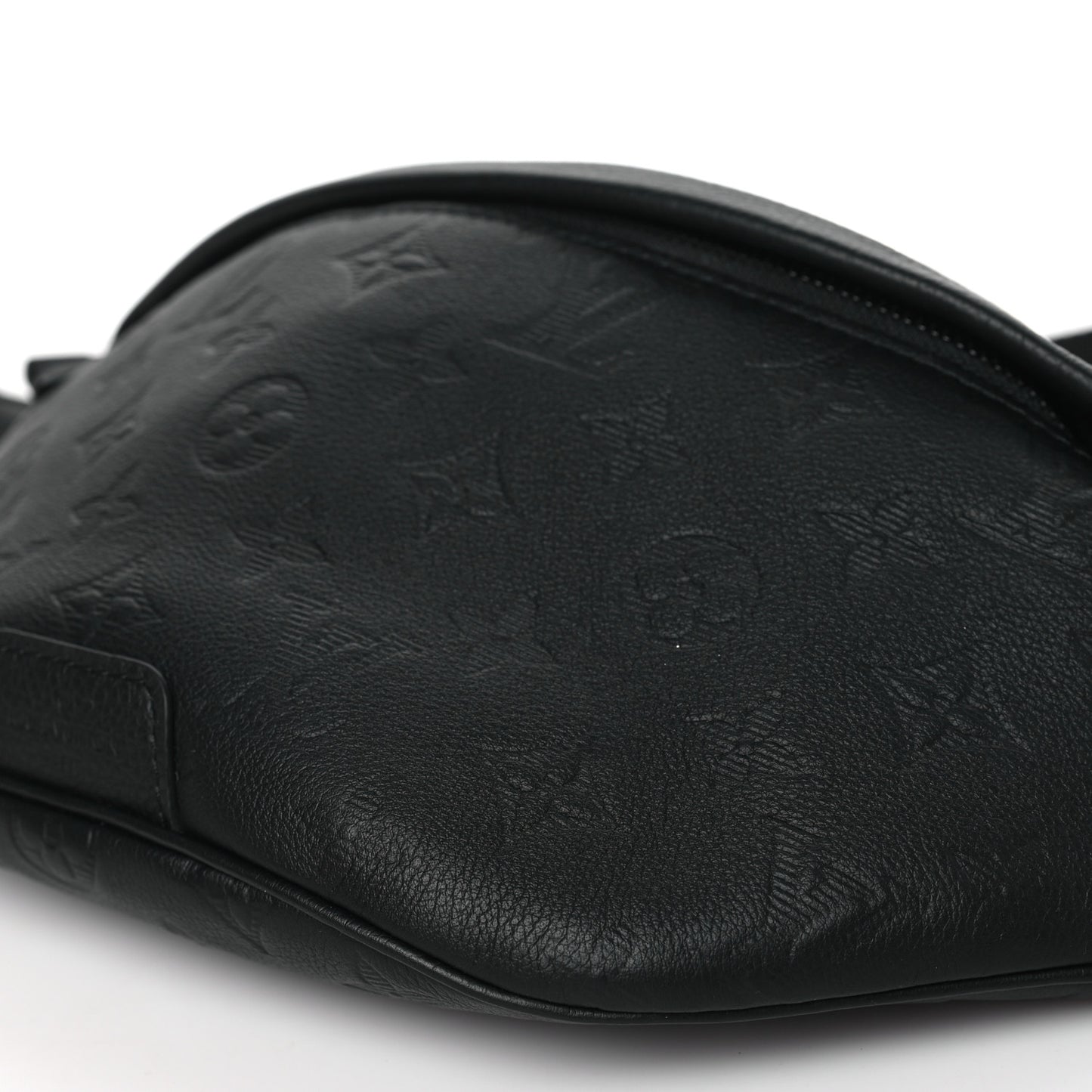 Calfskin Monogram Shadow Discovery Bumbag Black