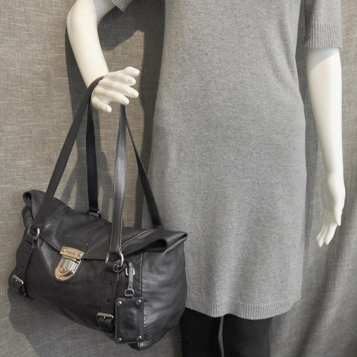 Leather Easy Foldover Pushlock Satchel Black