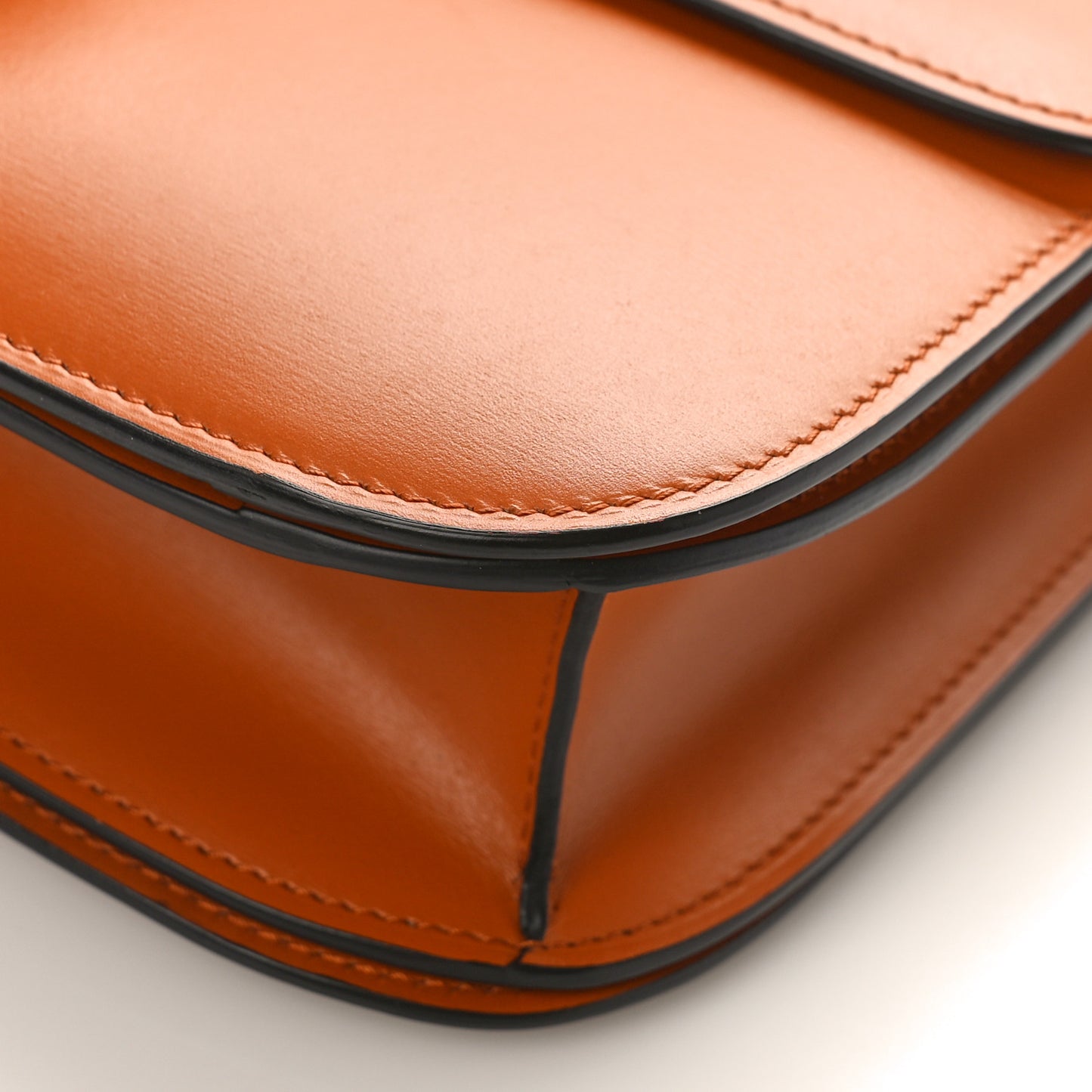 Box Calfskin Medium Classic Box Flap Bag Tawny