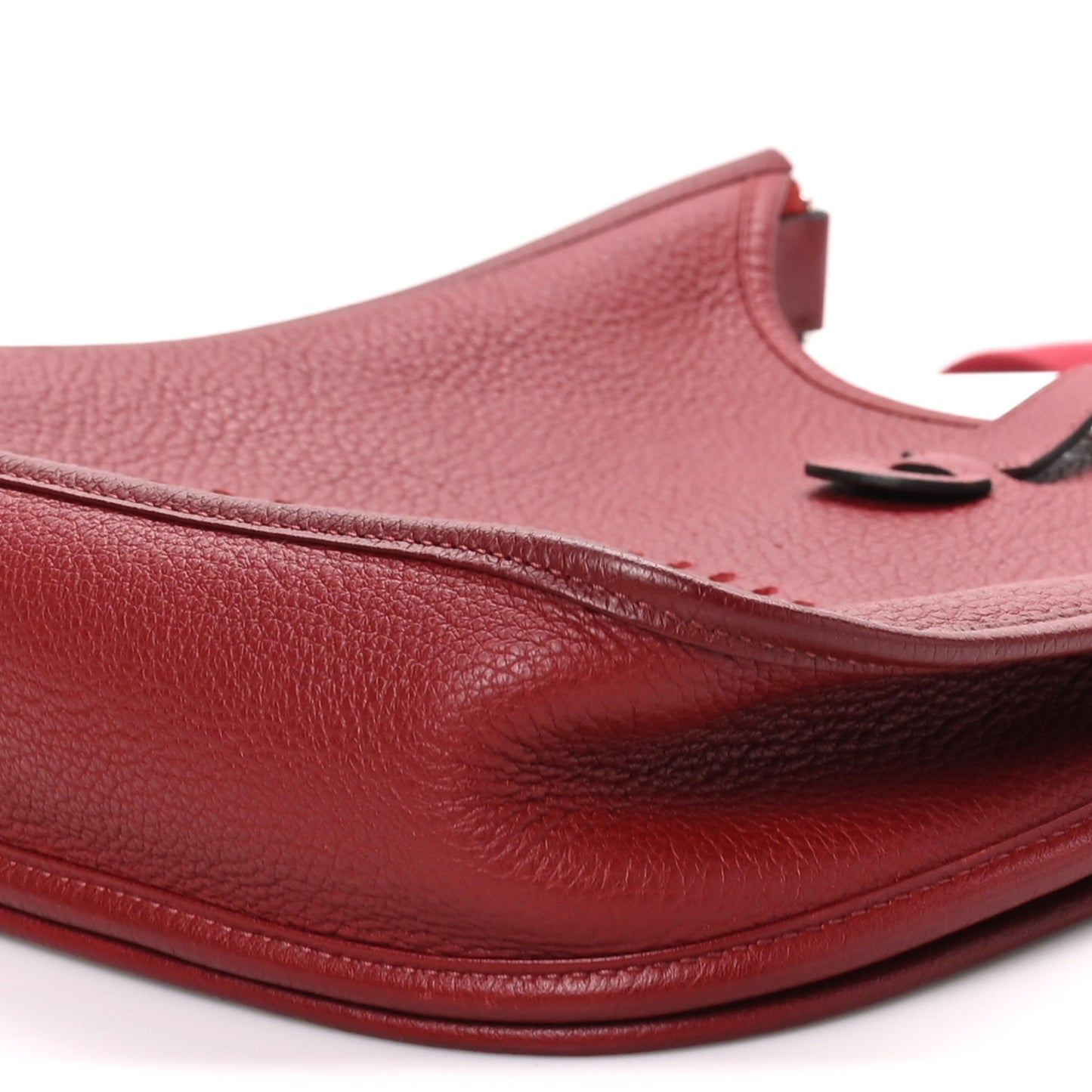 Taurillon Clemence Evelyne III PM Rubis