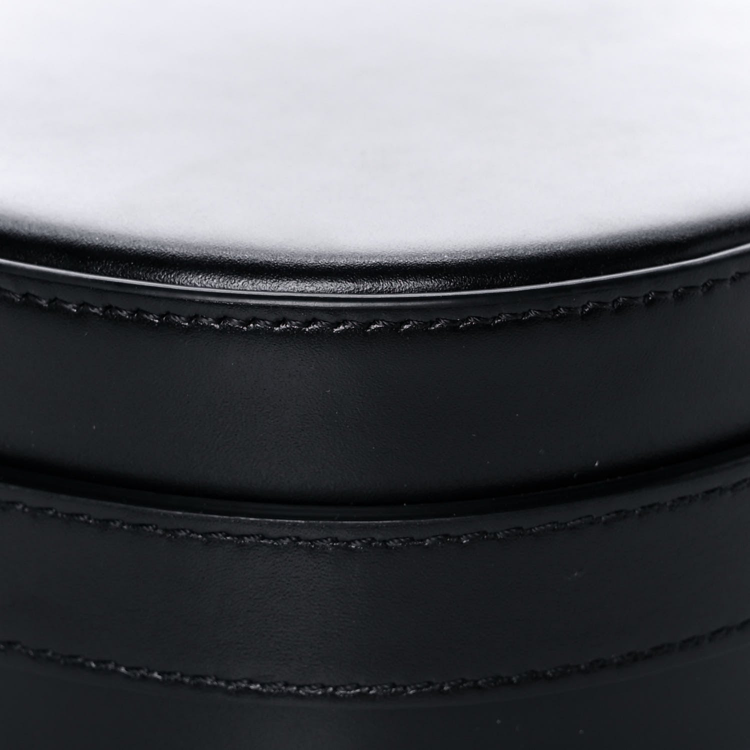 Celine Shiny Calfskin Medium Maillon Triomphe Black 12 of 16