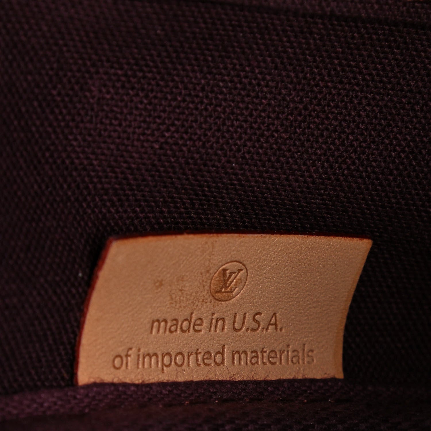 Louis Vuitton Monogram Favorite MM 7 of 15