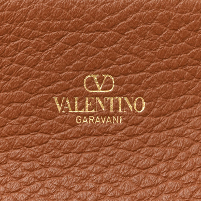 Valentino Garavani Raffia Grained Calfskin Medium Rockstud Vlogo Tote Naturale 7 of 11