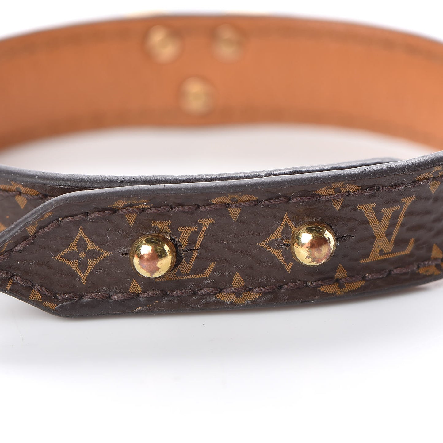 Monogram Essential V Bracelet 17