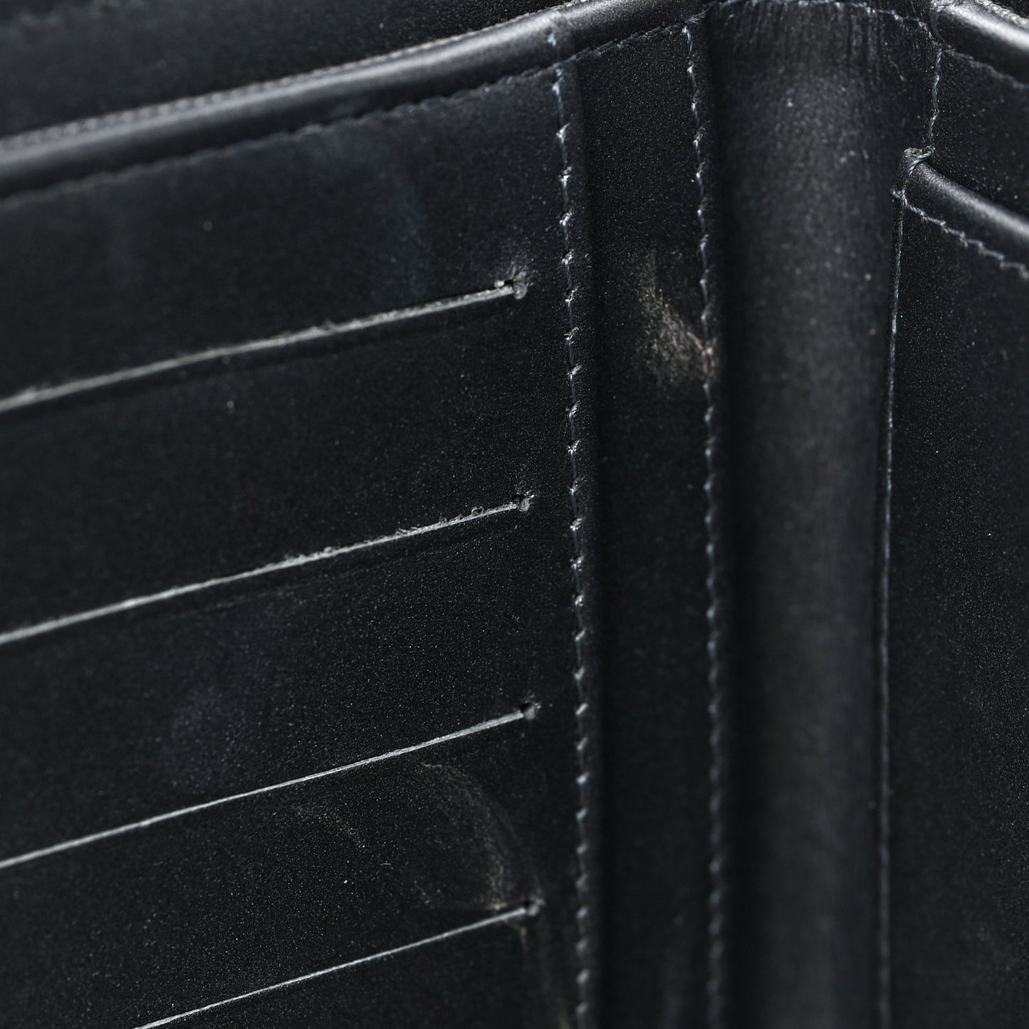 Iridescent Caviar Quilted Large Gusset Flap Wallet Black