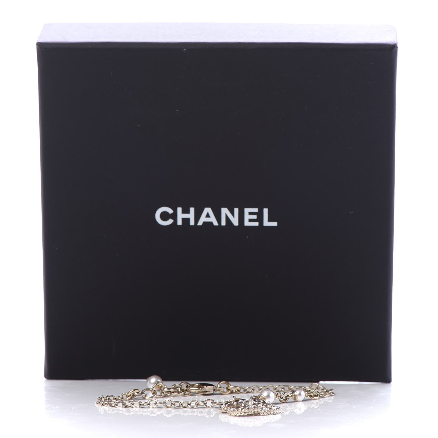Chanel Pearl CC Bracelet Gold 5 of 5