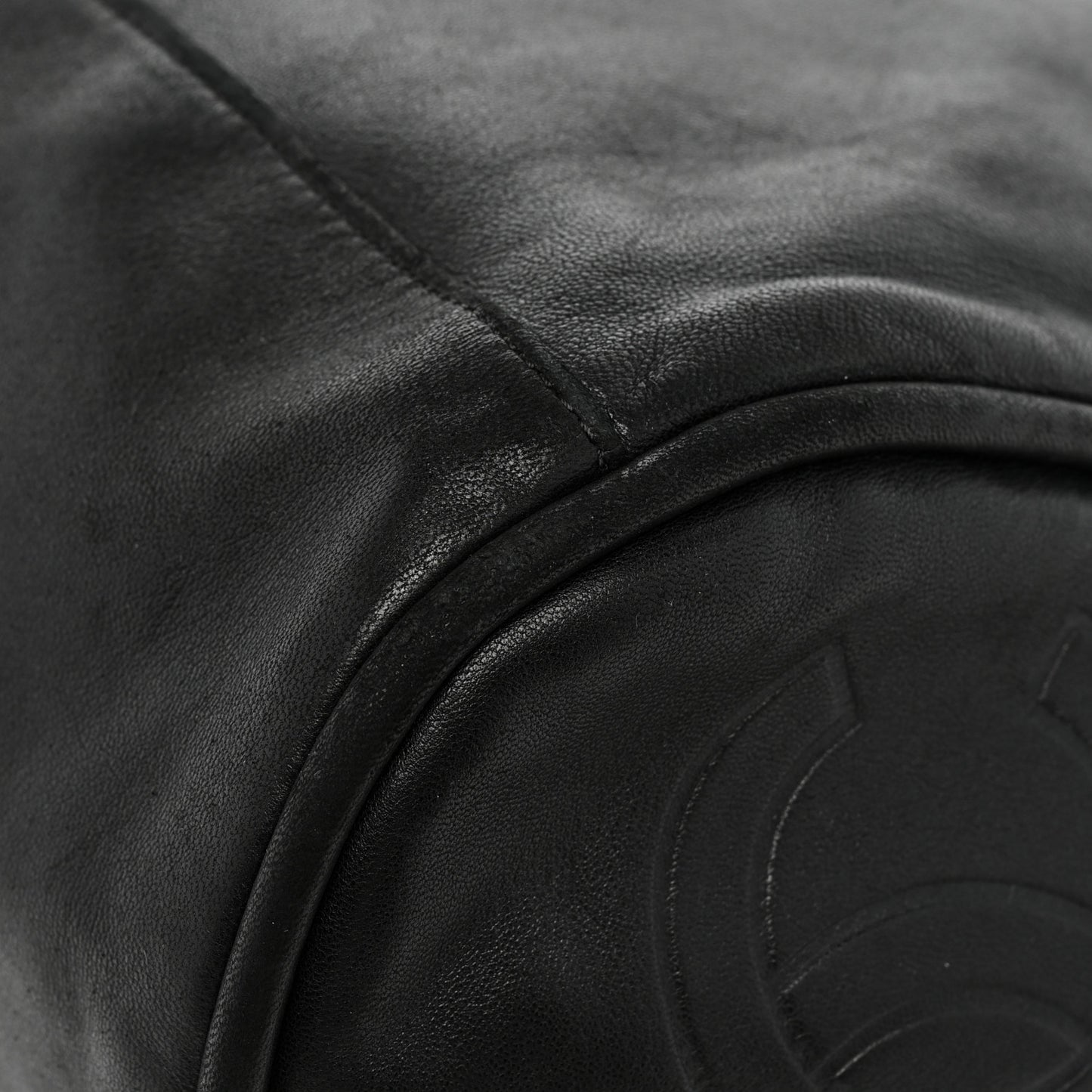 Lambskin Large Ultimate Soft Tote Black