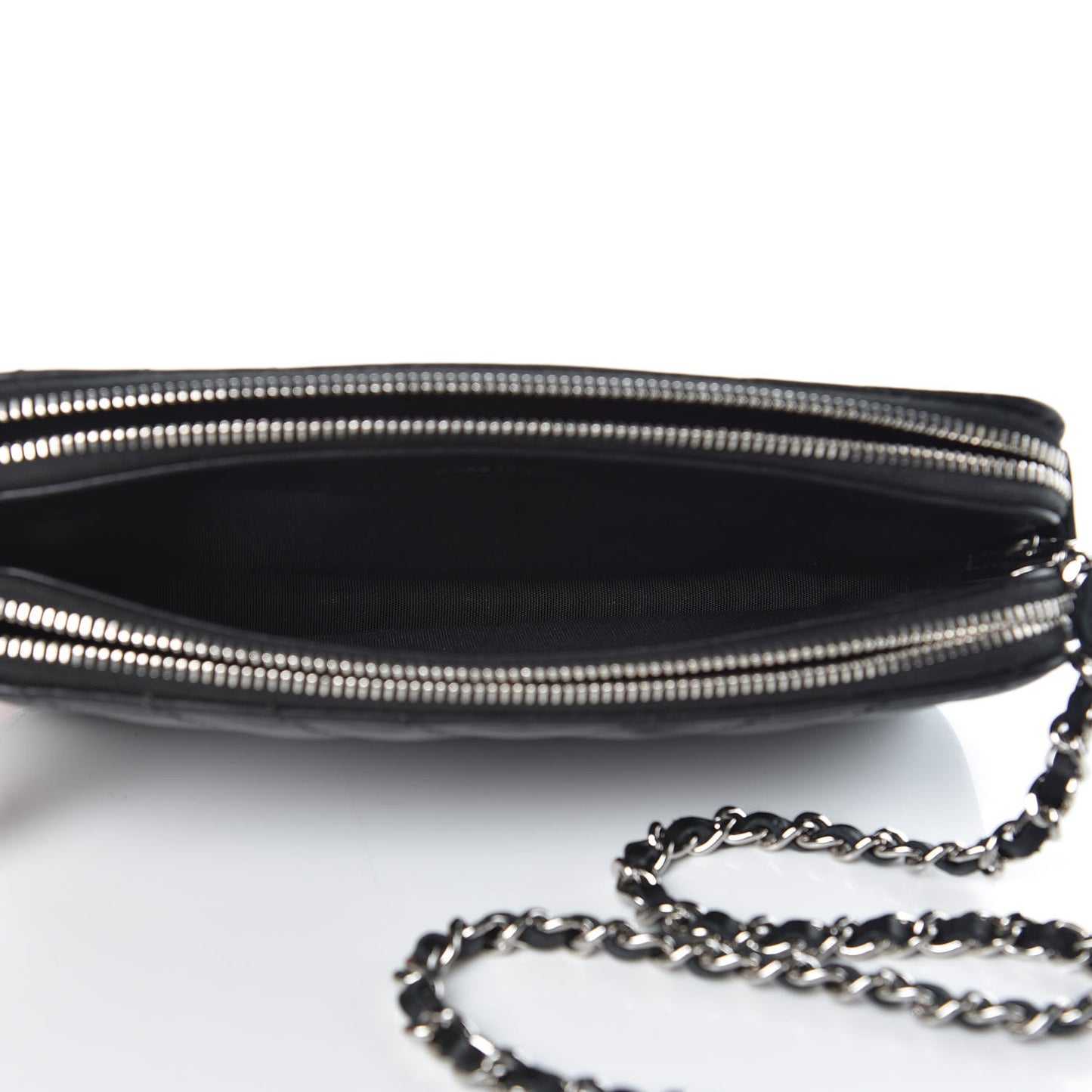 Calfskin Chevron Quilted Tassel Clutch With Chain Black