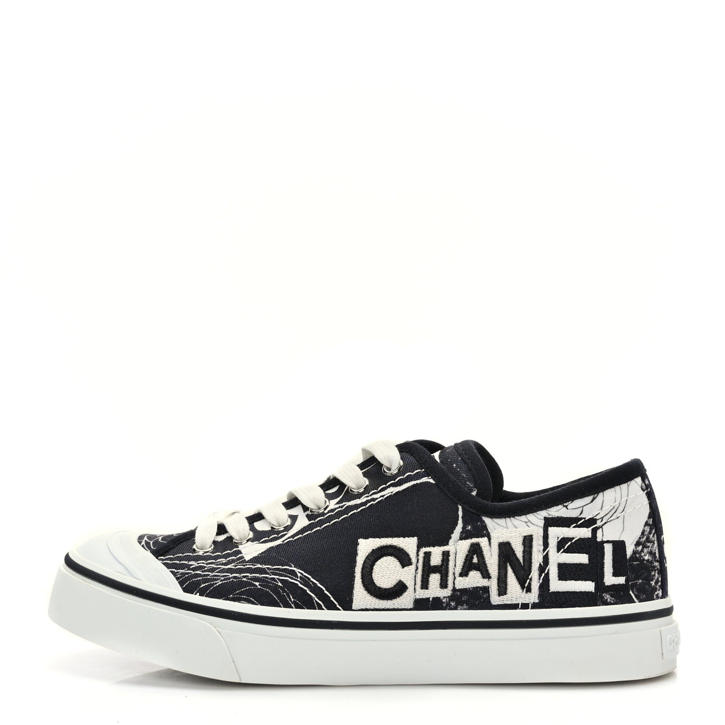 Printed Fabric Low Top Logo Sneakers 39 White Black