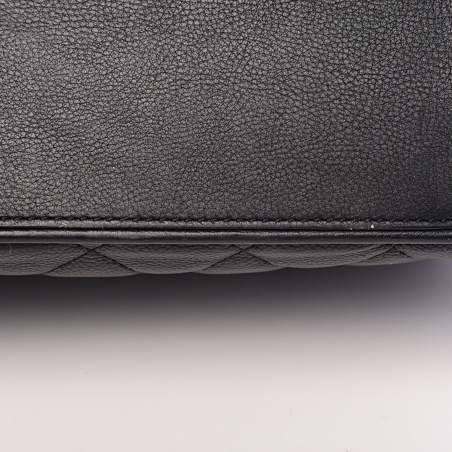 Calfskin Quilted Medium Frame In Chain Flap Black
