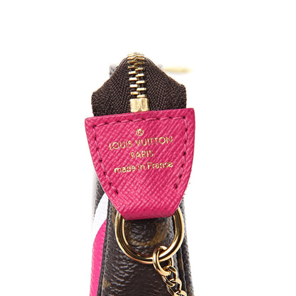 Louis Vuitton Monogram 2018 Christmas Animation Mini Bears Pochette Accessories 7 of 8