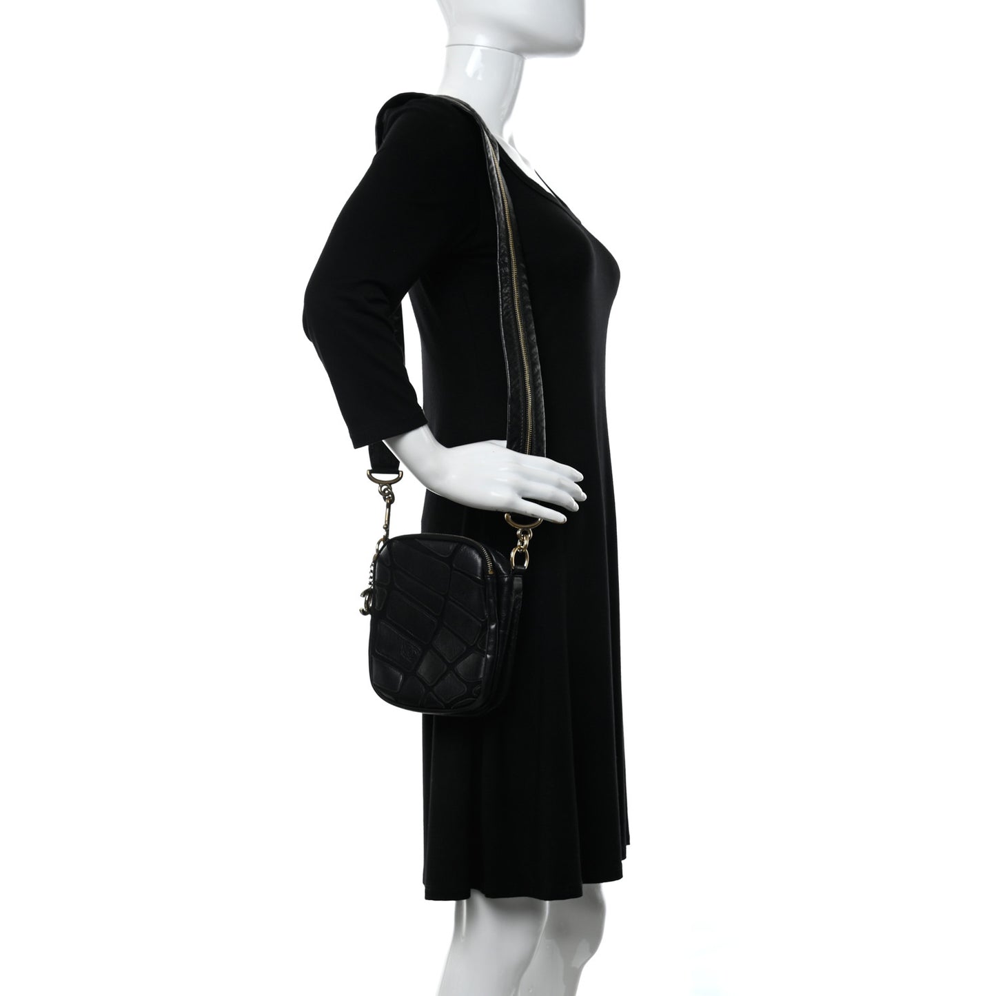 Lambskin Jersey Scales Zipper Shoulder Bag Black