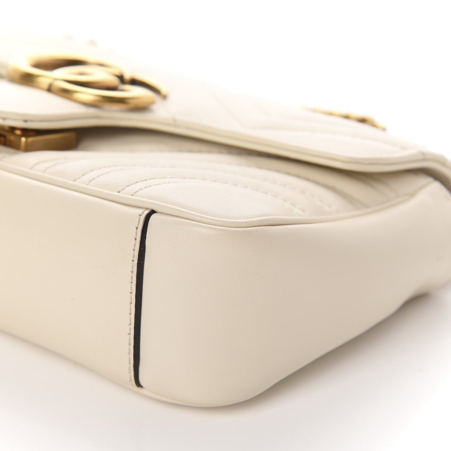 Calfskin Matelasse Mini GG Marmont Shoulder Bag White