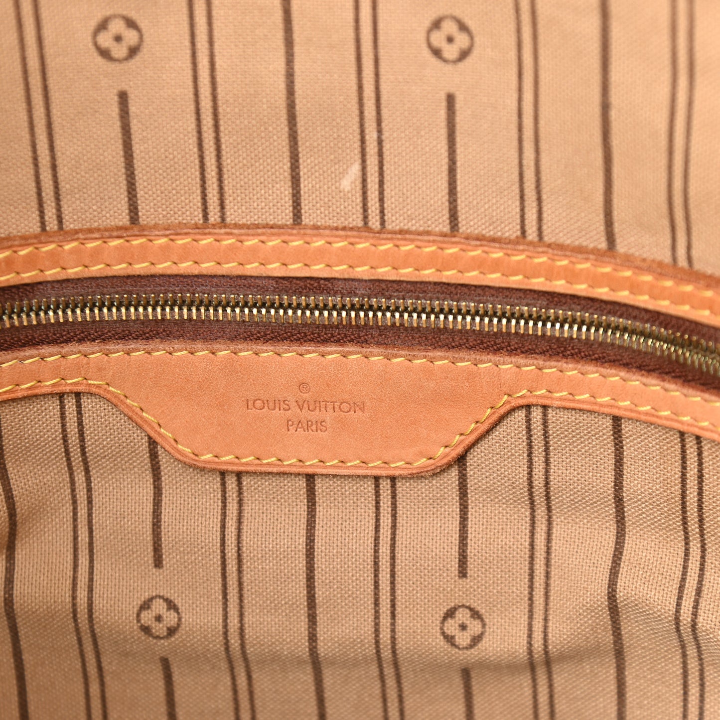 Monogram Delightful MM