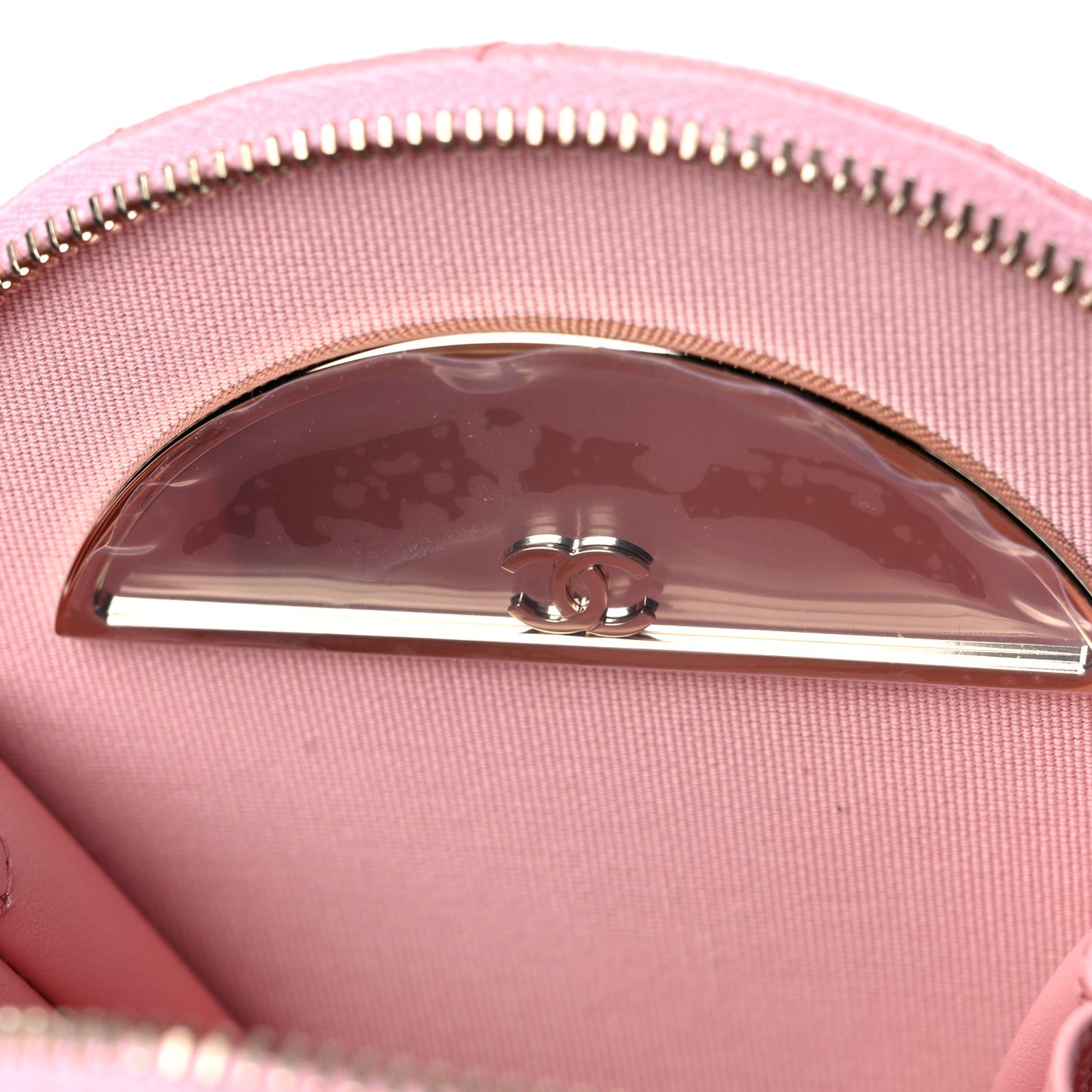 Caviar Quilted Round Handle With Care Vanity With Chain Pink