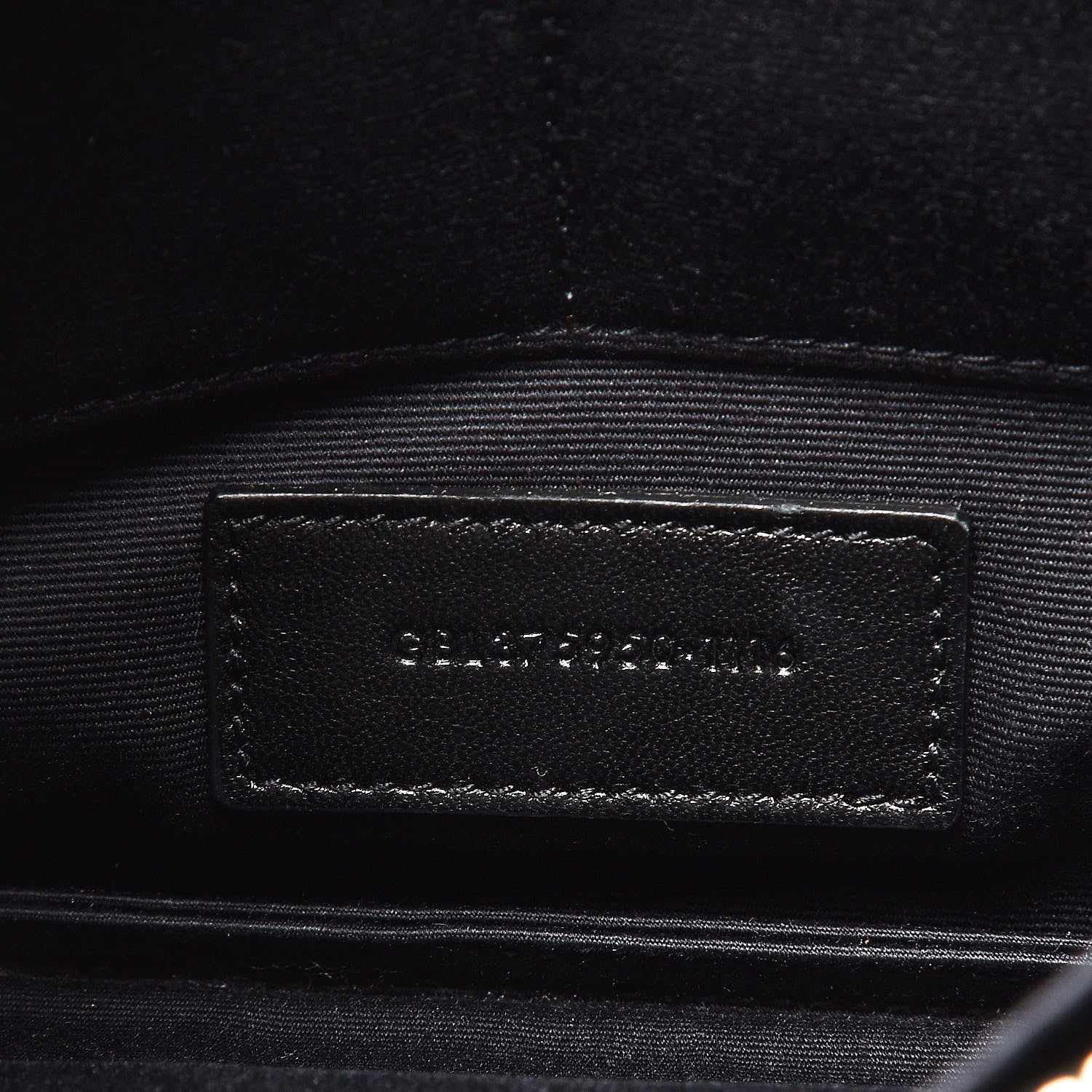 Saint Laurent Grain de Poudre Mini Tablet Holder Black 7 of 9