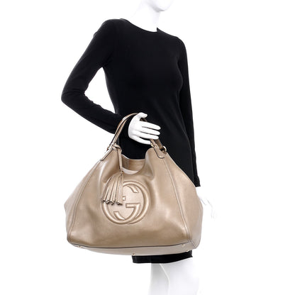 Gucci Metallic Pebbled Calfskin Large Soho Shoulder Bag Golden Beige 2 of 7