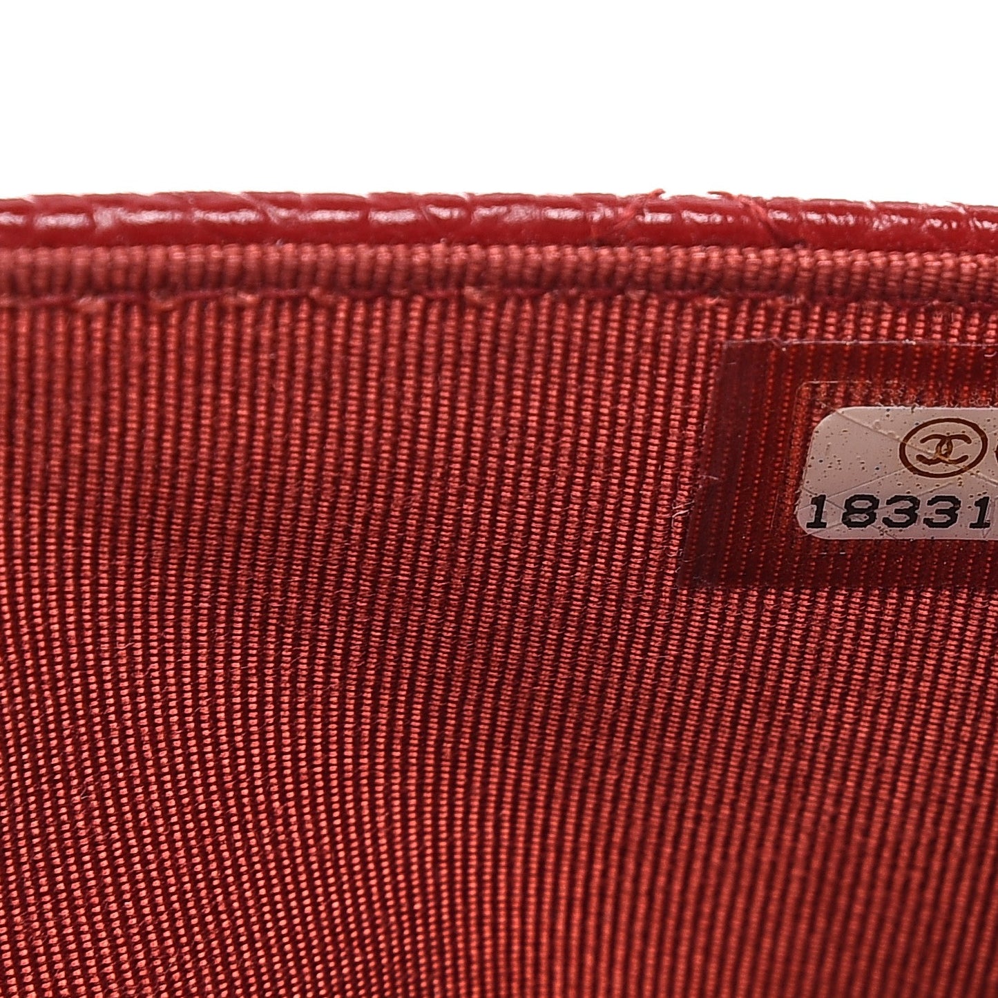 Caviar Quilted Wallet On Chain WOC Red