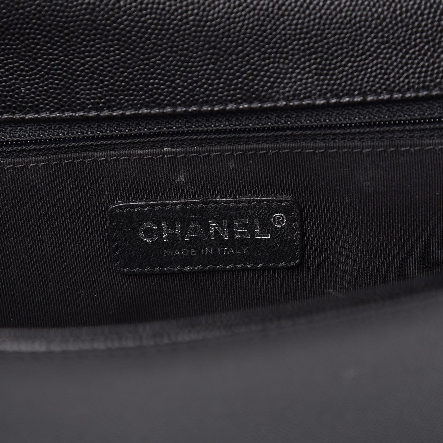 Caviar Quilted New Medium Boy Flap Black