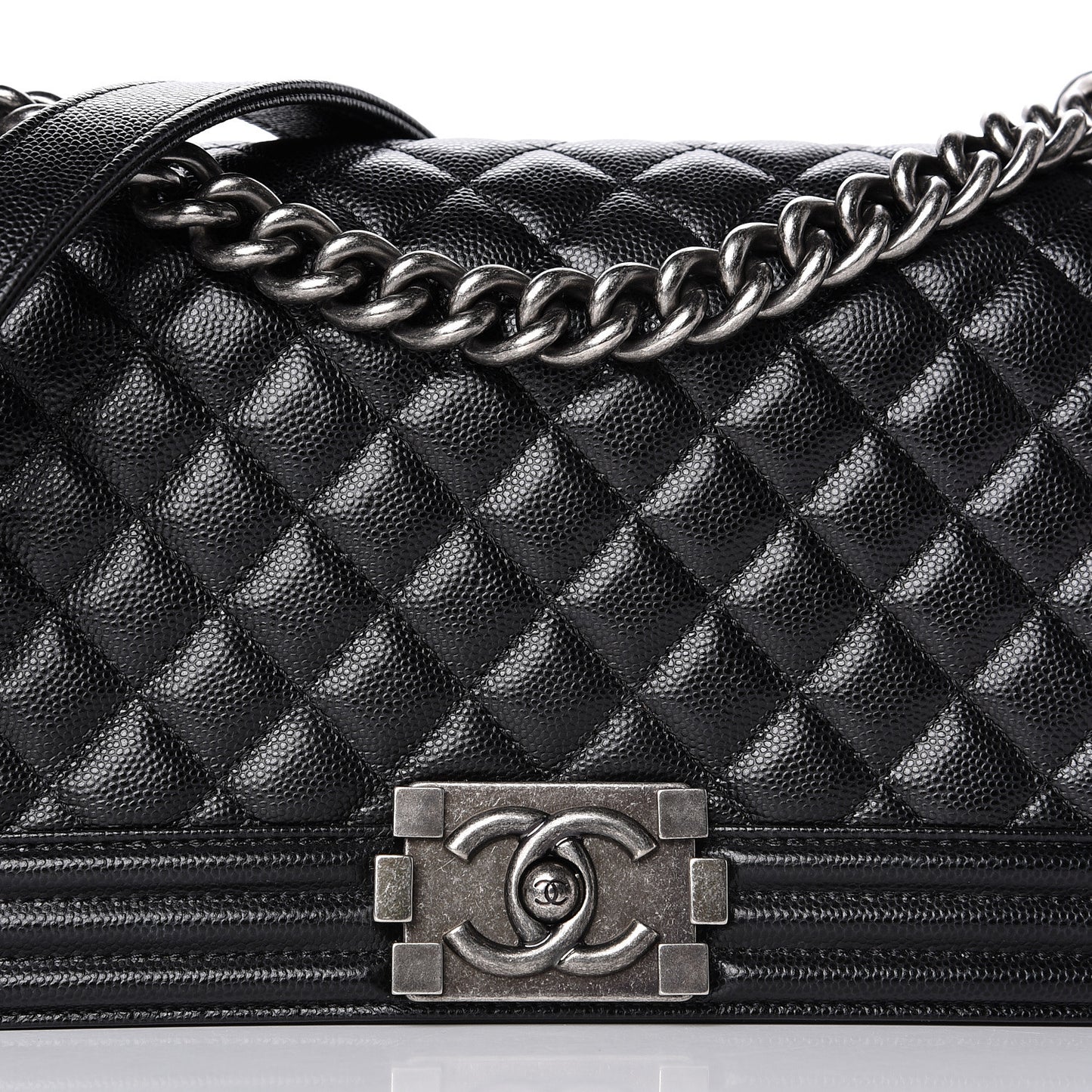 Caviar Quilted Medium Boy Flap Black
