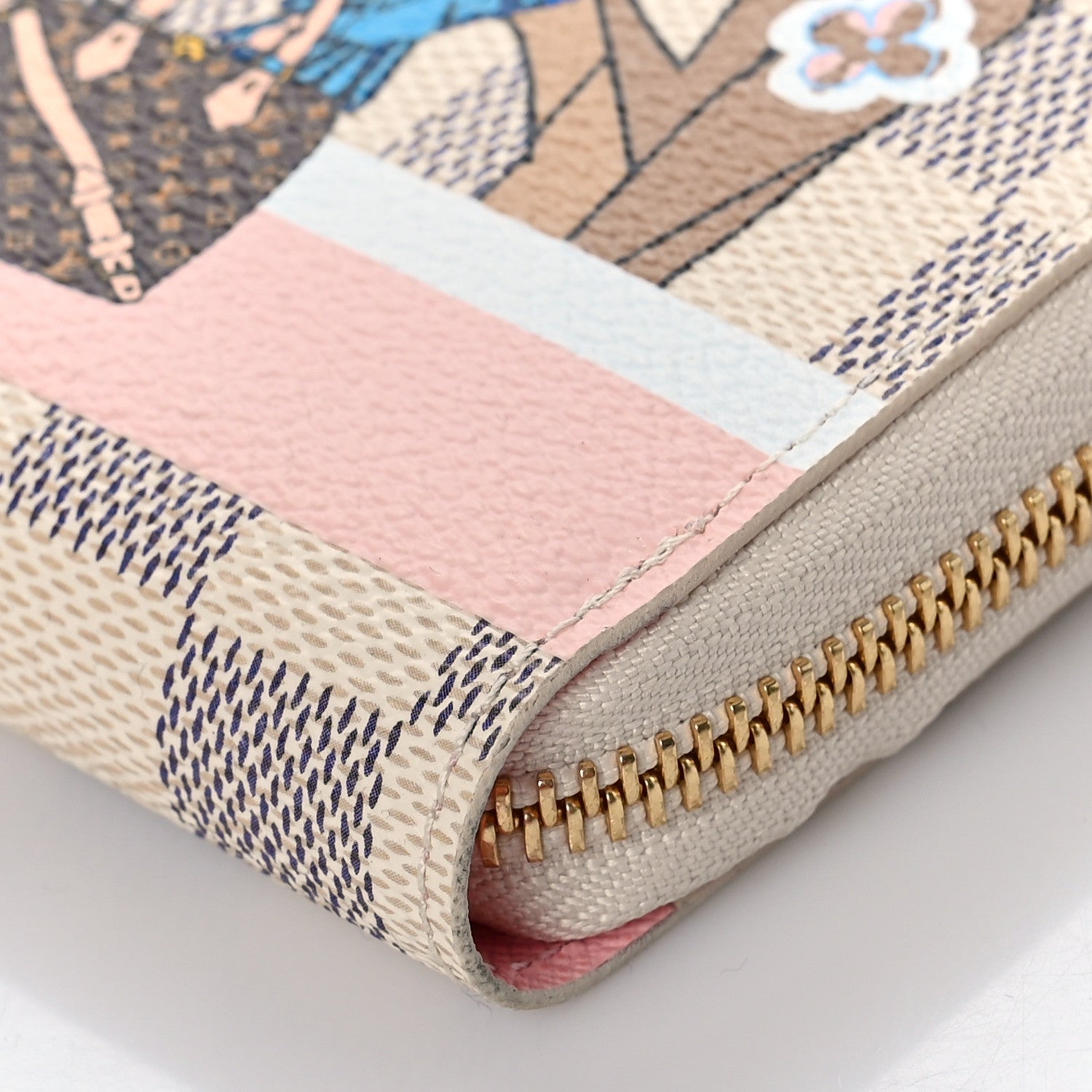 Louis Vuitton Damier Azur 2018 Christmas Animation Zippy Wallet 8 of 8