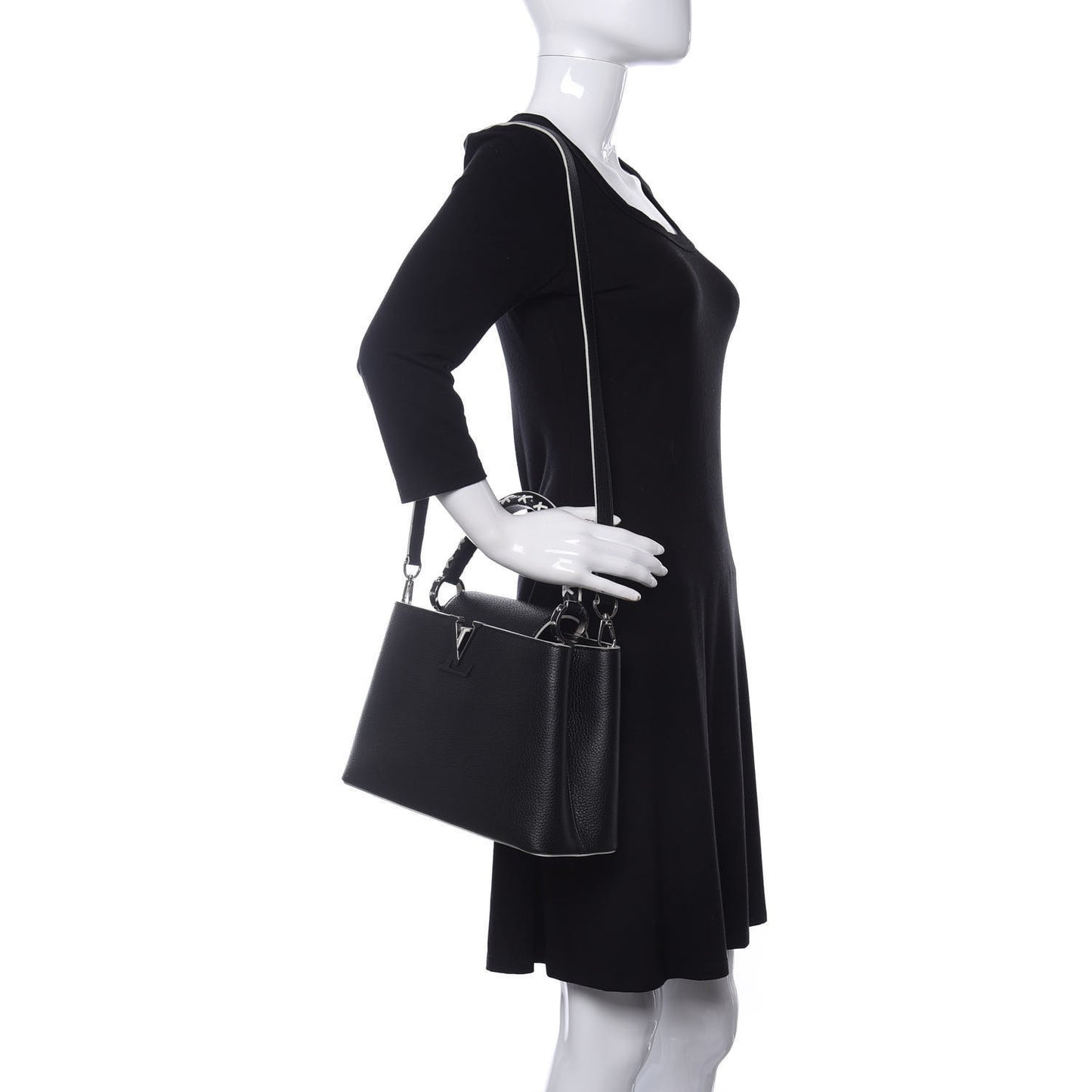 Taurillon Stitched Capucines PM Black