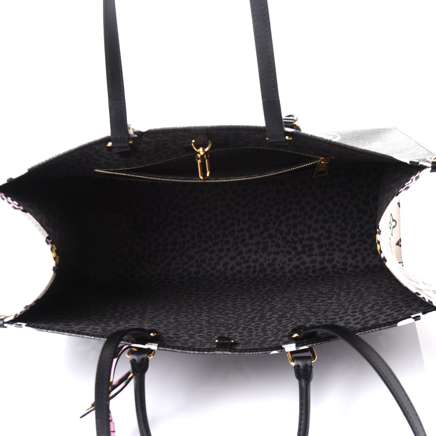 Louis Vuitton Monogram Giant Wild At Heart Onthego GM Black 4 of 10