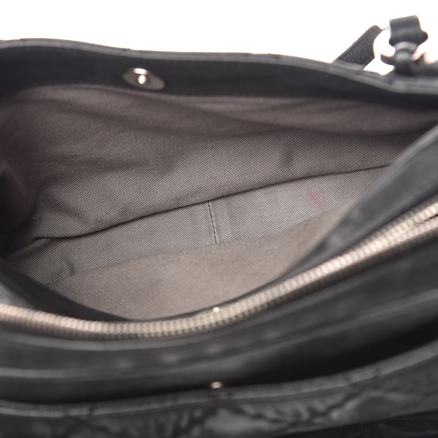 Iridescent Calfskin Quilted Relax CC Camera Case Black