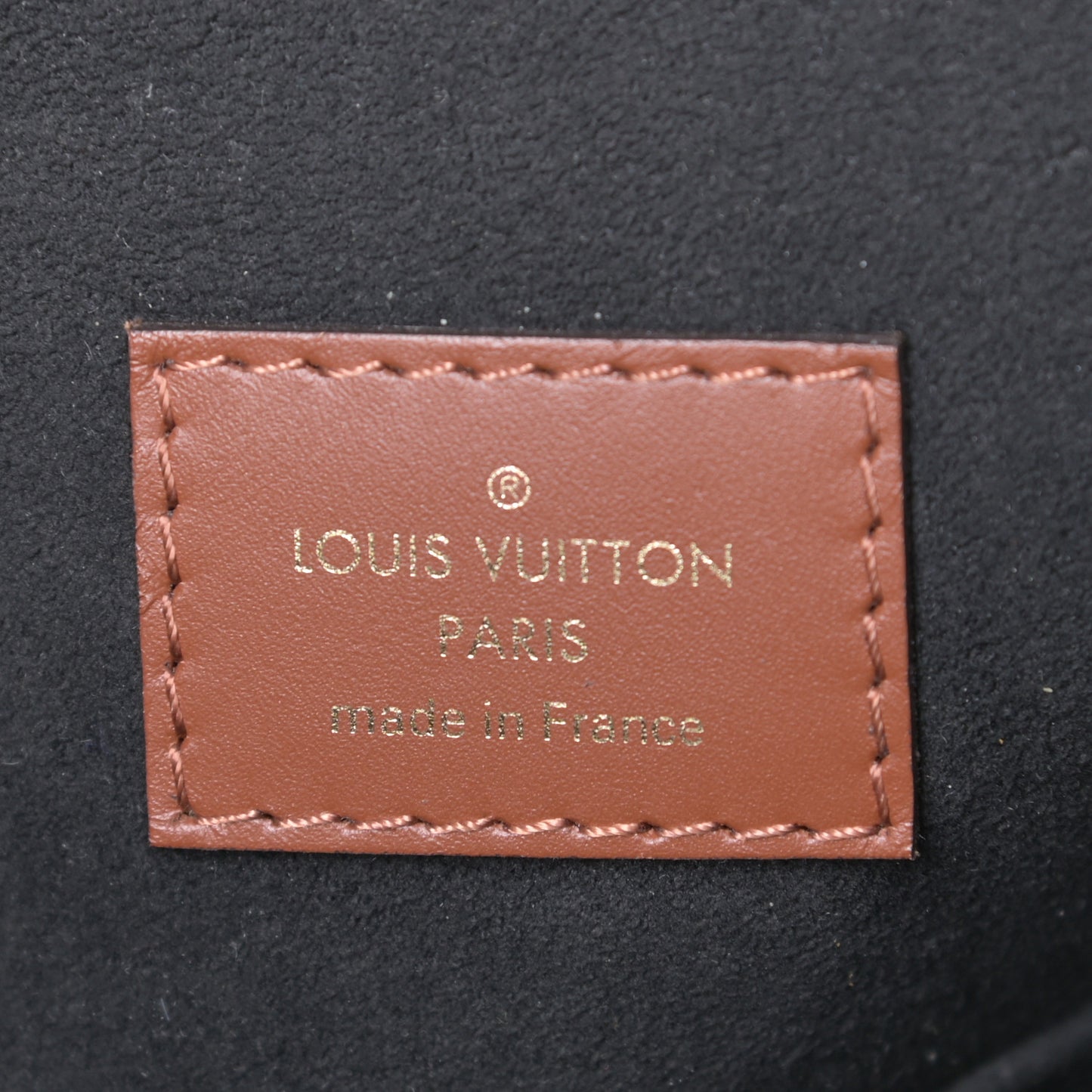 Monogram V Tote MM Black