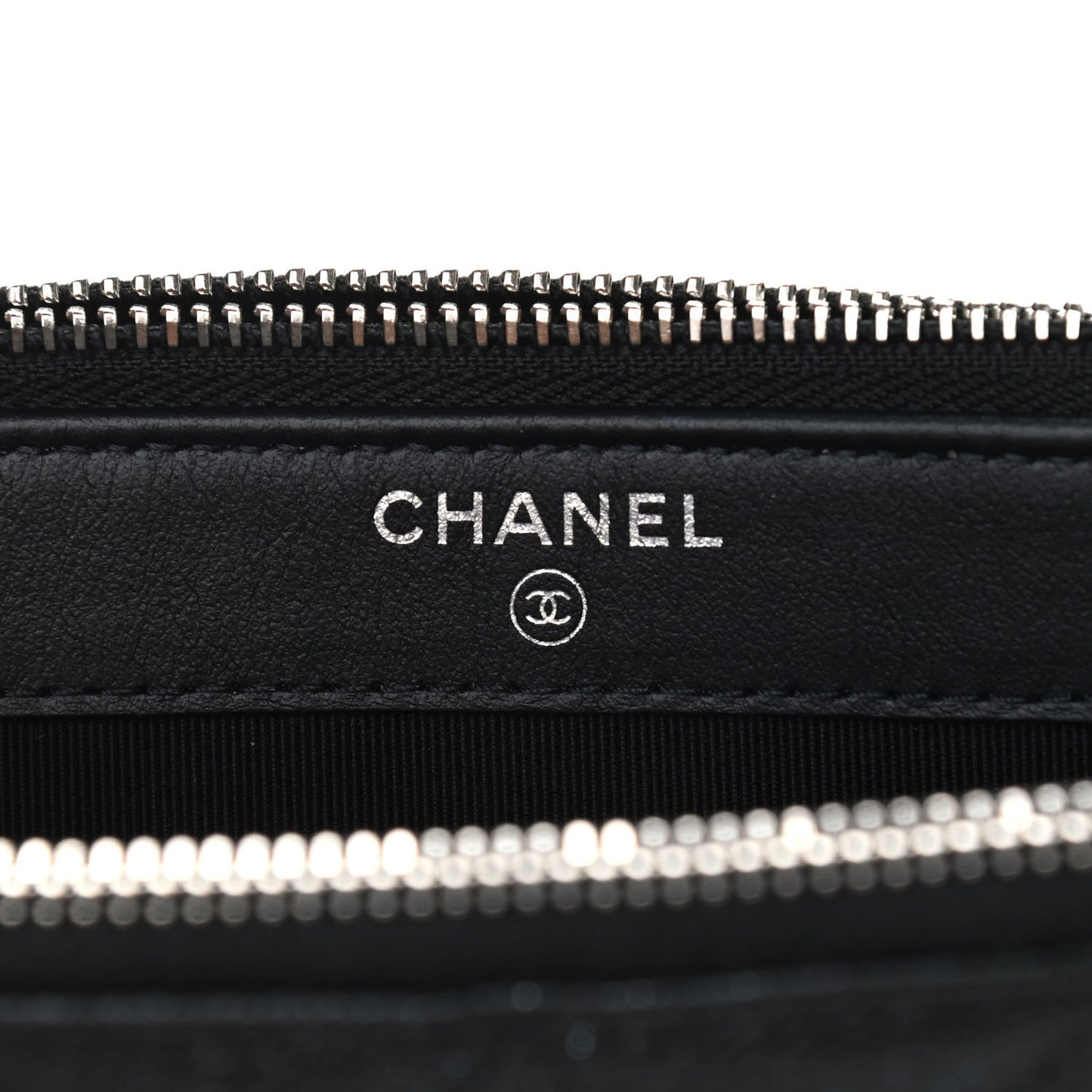 Iridescent Caviar Quilted Small Clutch With Chain Black