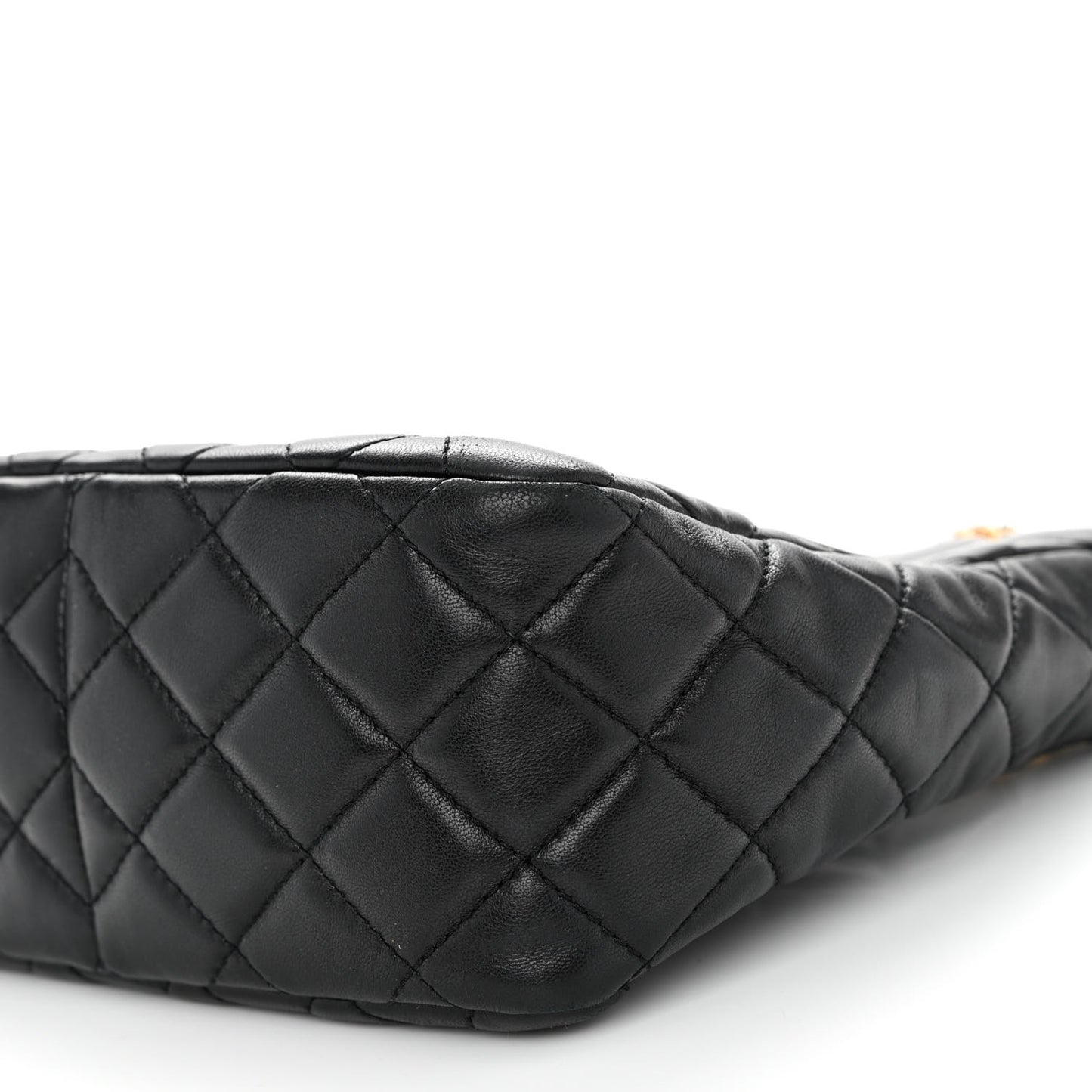 Lambskin Quilted Small Pearl Crush Hobo Black