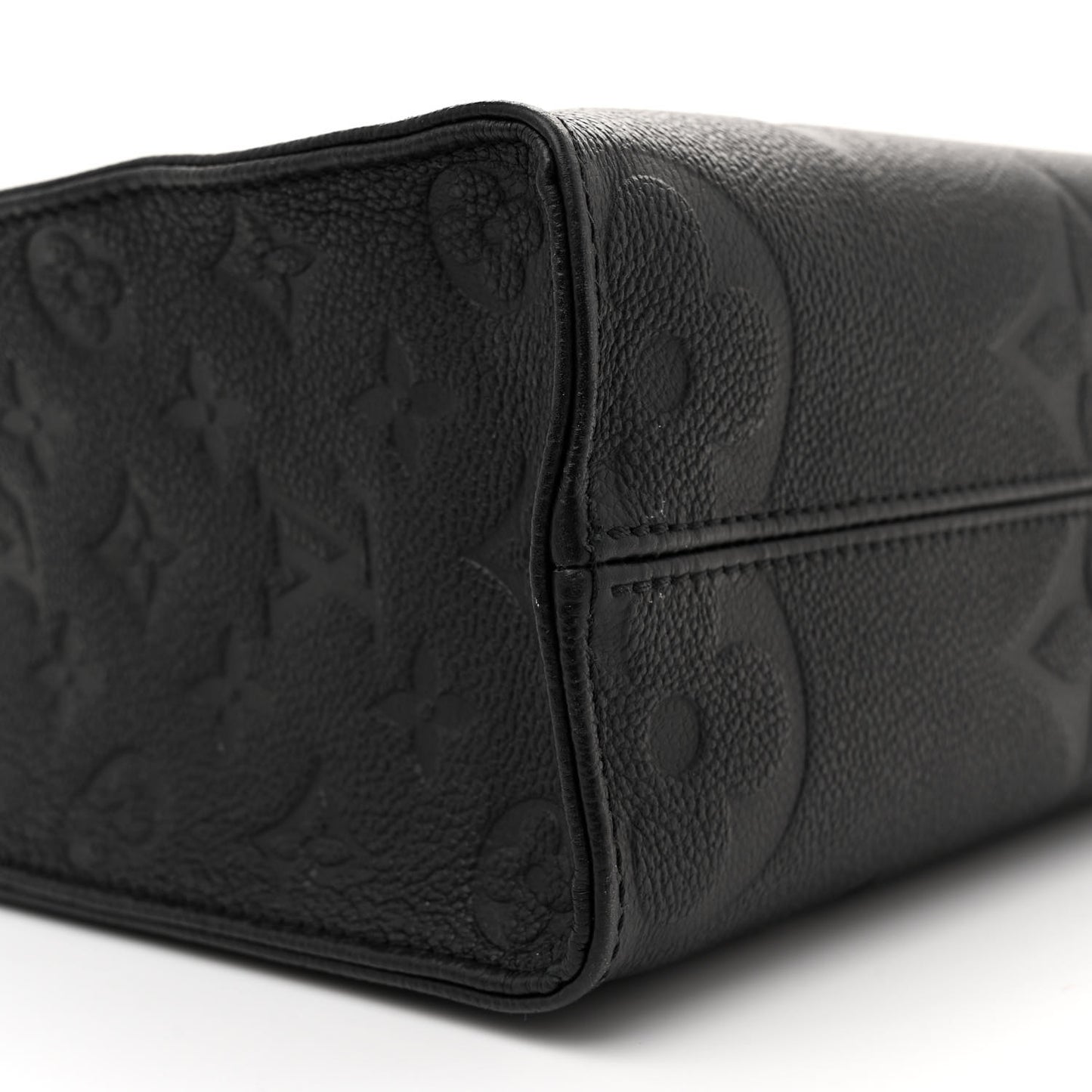 Empreinte Monogram Giant Onthego PM Black