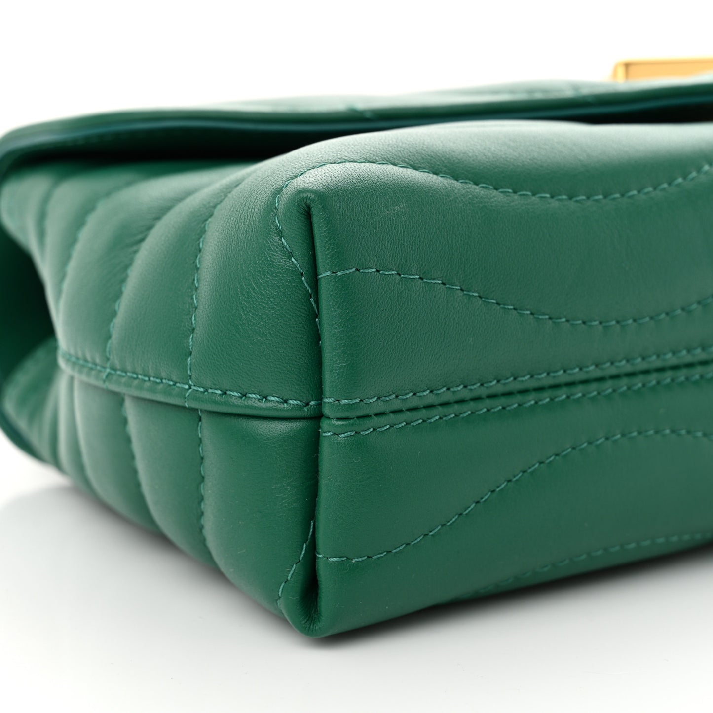 Calfskin New Wave Chain Bag MM NM Emerald