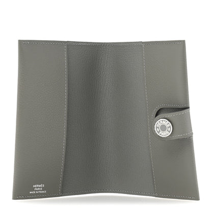 Hermes Evercolor R.M.S Passport Holder Gris Meyer 5 of 10