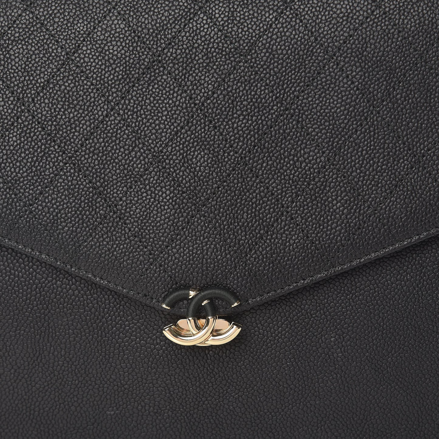 Caviar Quilted CC Box Flap Pouch Black