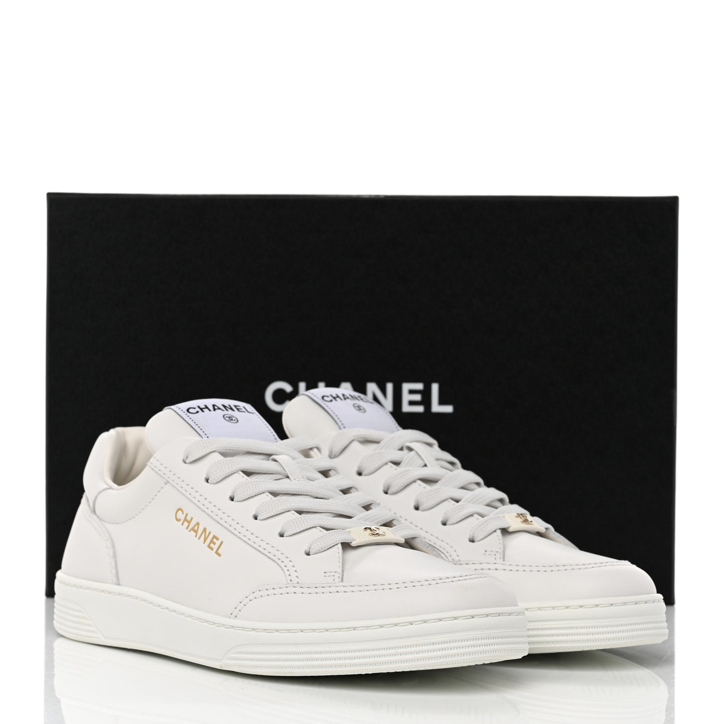 Calfskin Womens CC Logo Sneakers 40 White