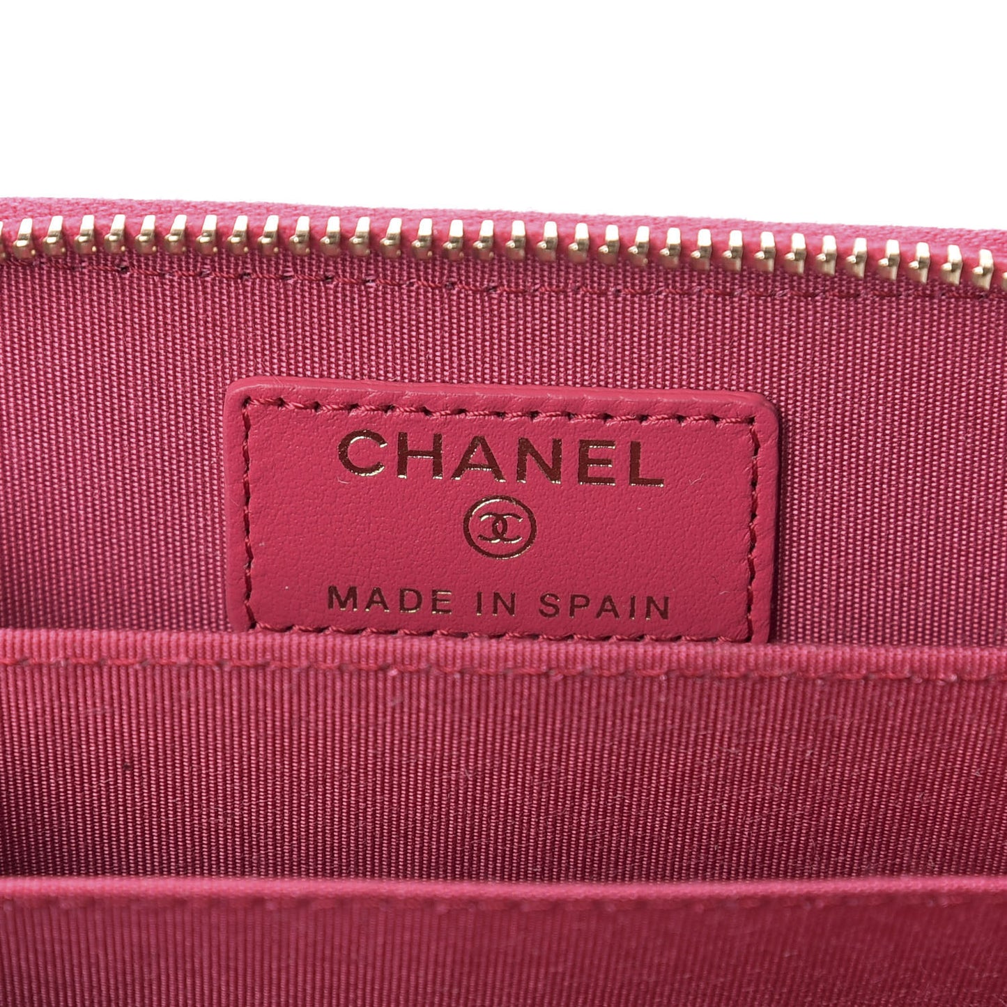 Shiny Goatskin Quilted 19 Zip Around Coin Purse Wallet Pink