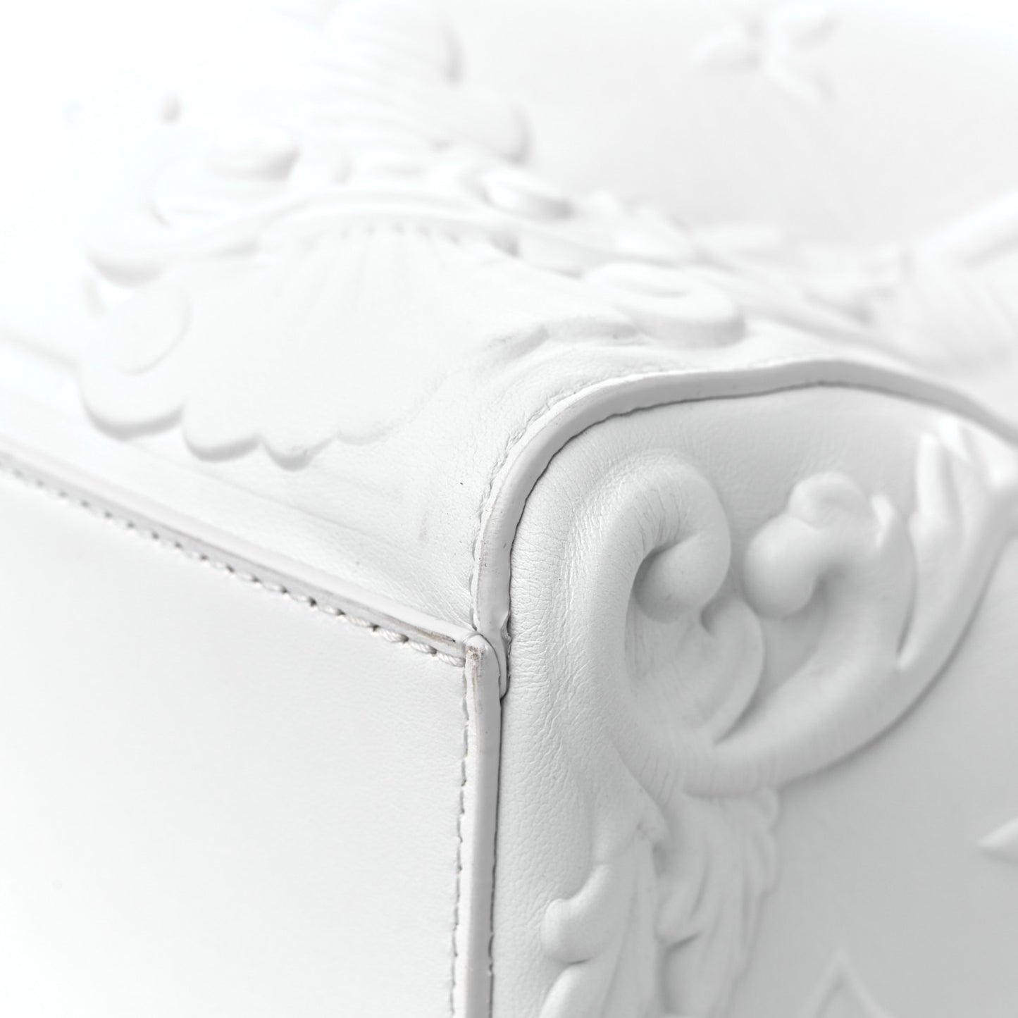 Calfskin LV Ornament Sac Plat 24H Optic White