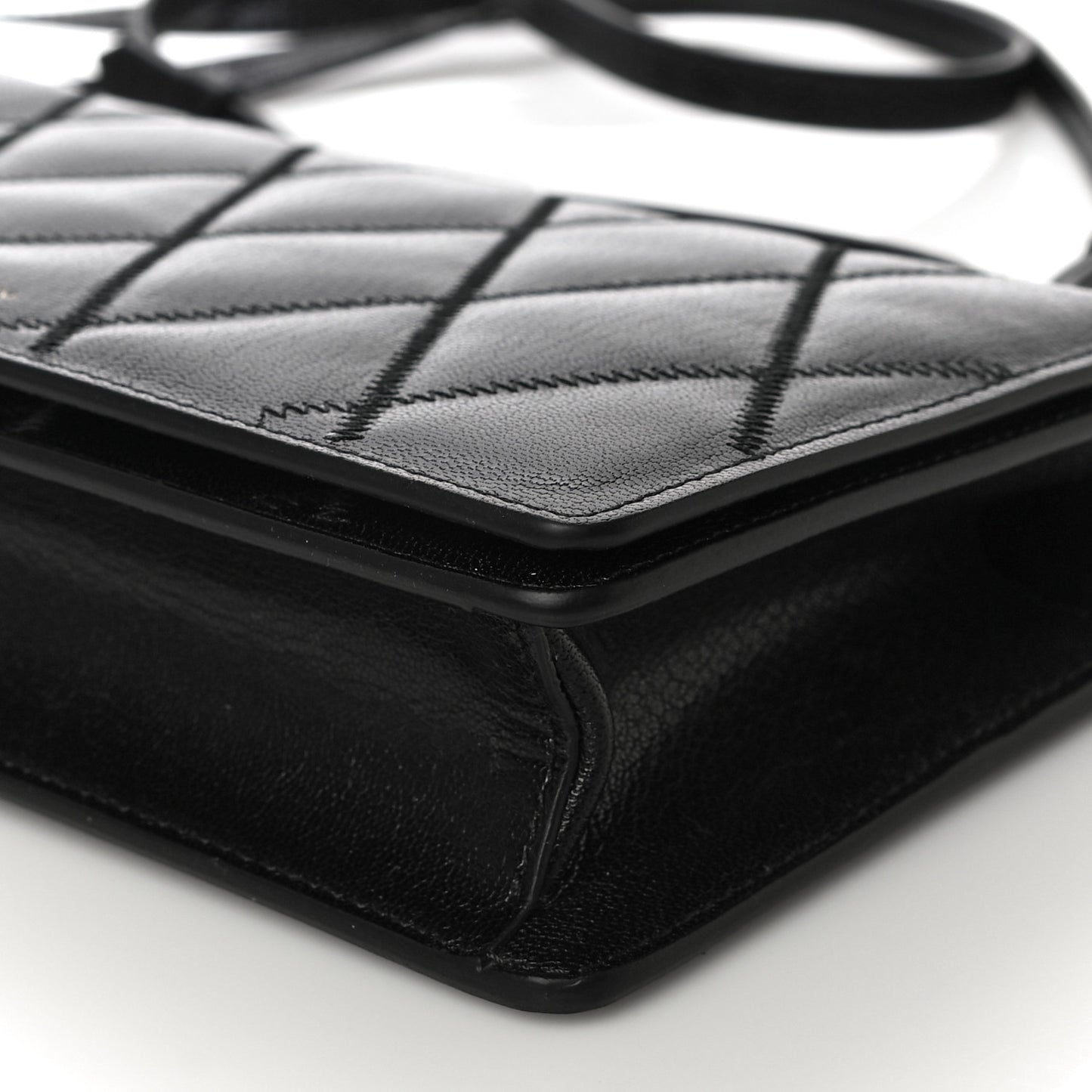 Goatskin Quilted GV3 Strap Wallet Black