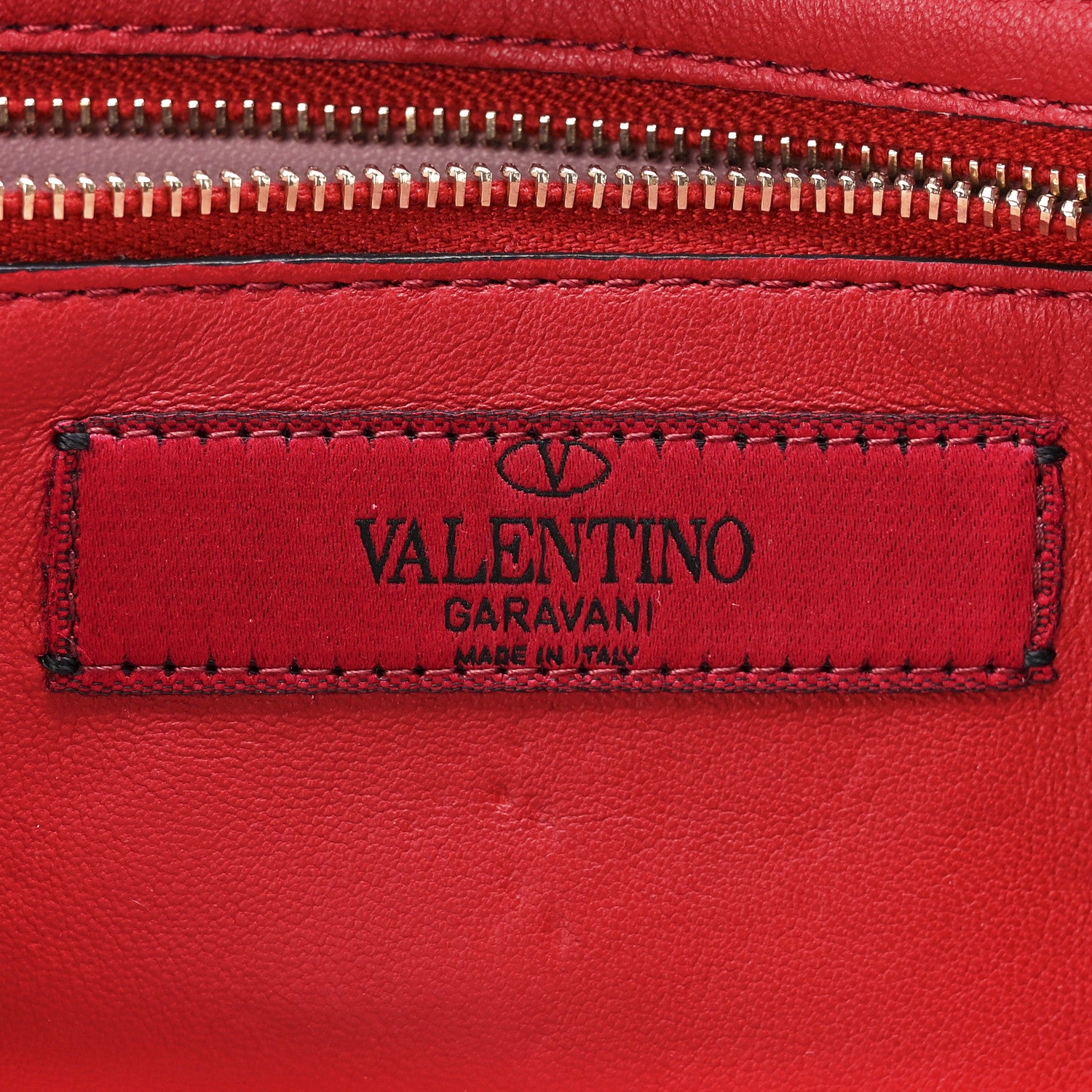 Valentino Garavani Suede Rockstud Spike Wallet on Chain Loto 6 of 12