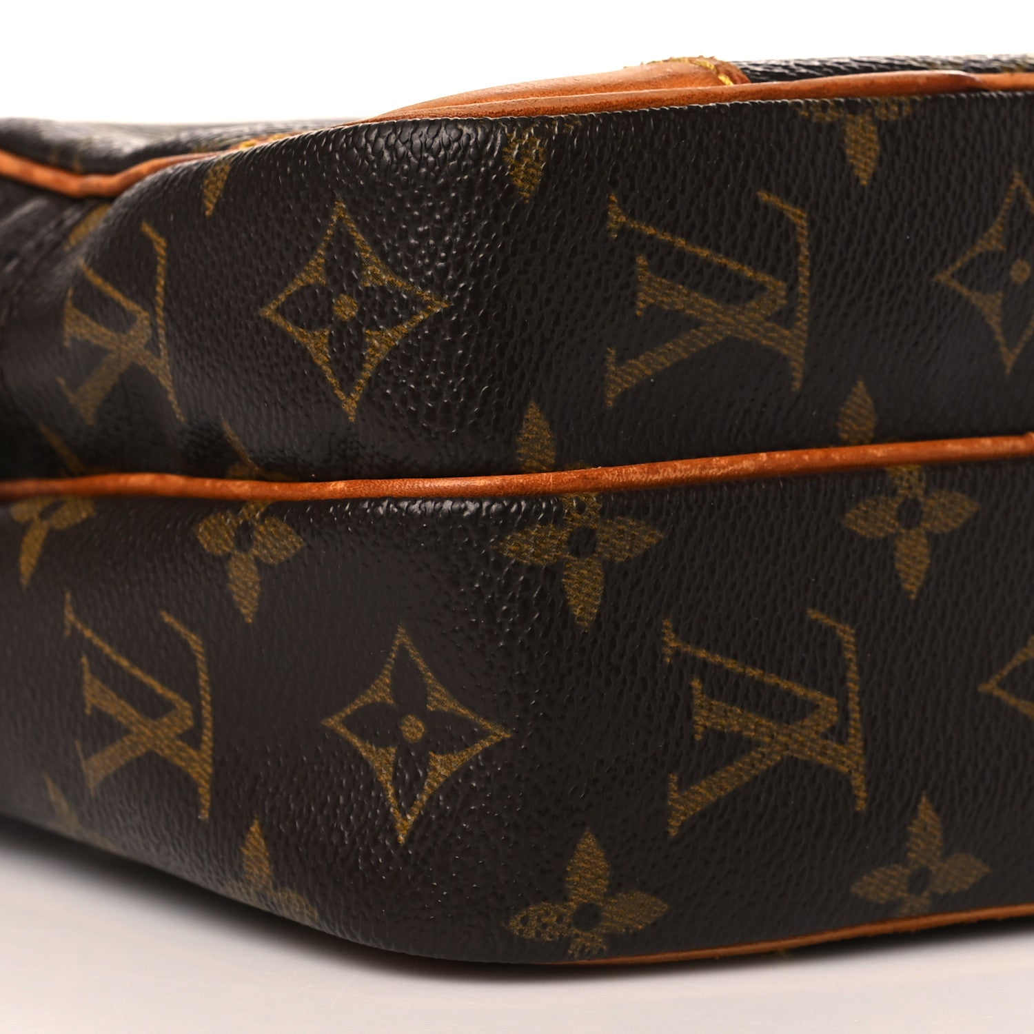 Louis Vuitton Monogram Amazone 9 of 17