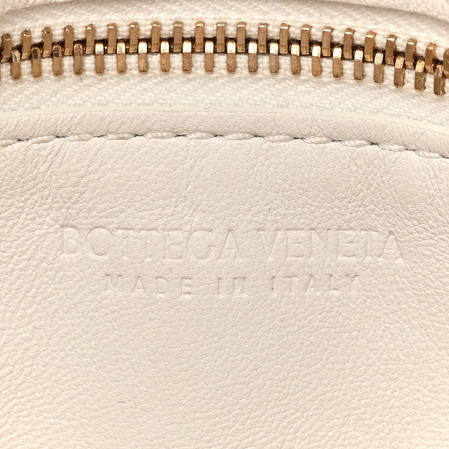 Nappa Maxi Intrecciato Small Padded Cassette Crossbody Bag Chalk